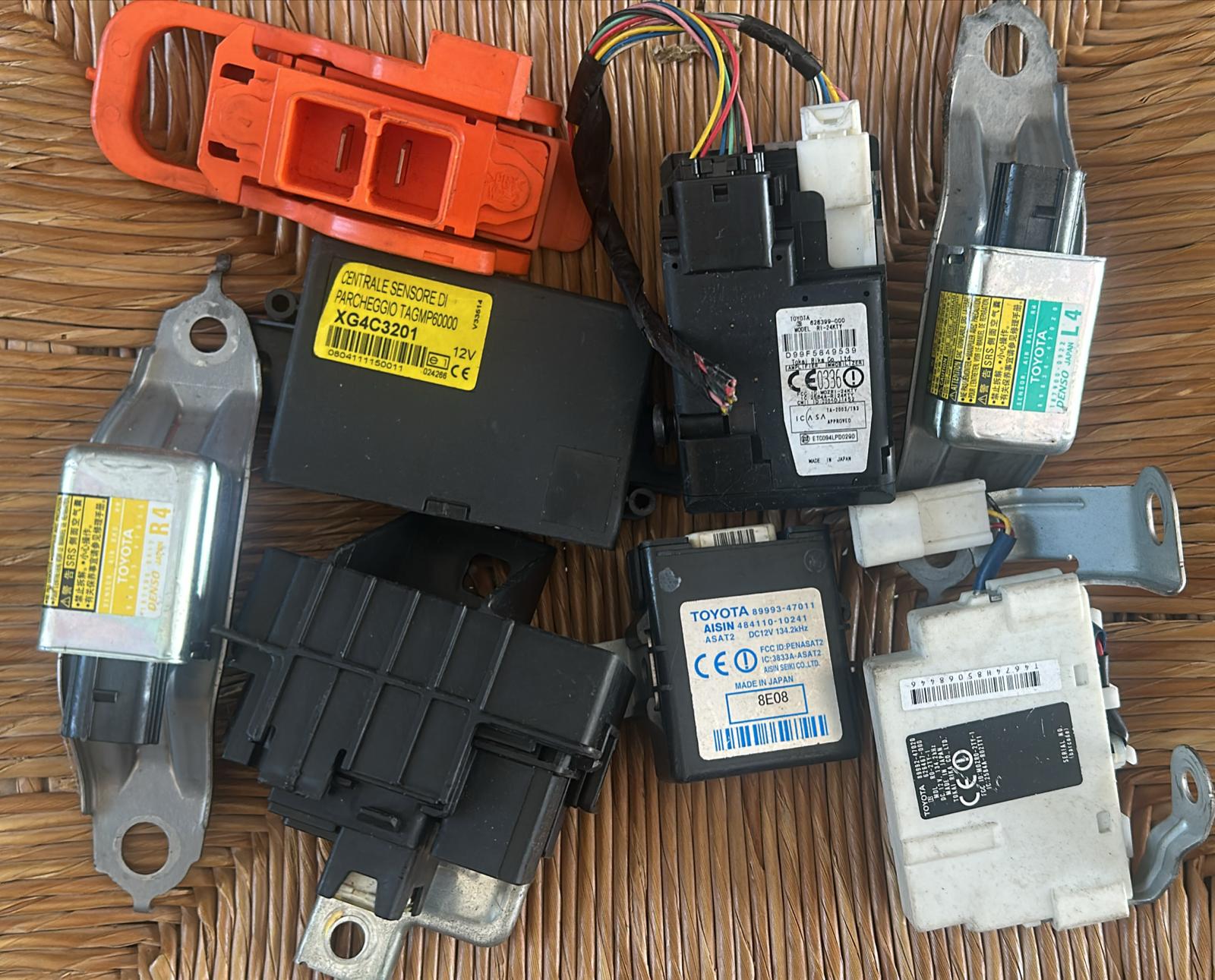 Kit completo ECU TOYOTA PRIUS 1.5L TCU TCM 06-09 89535-47020 89540-47100 89981-47160 sensore parcheggio: XG4c3201