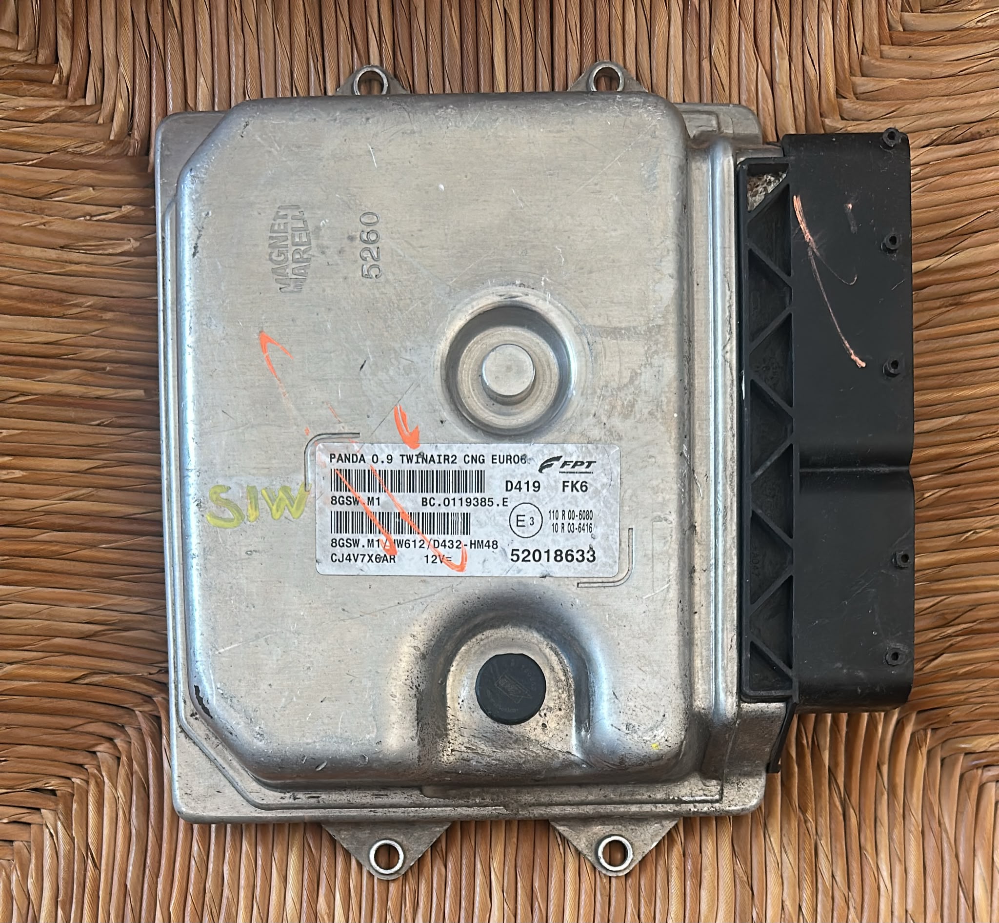 Centralina ECU MAGNETI MARELLI HW612 8GSW.M1 FIAT PANDA 33 0.9 Turbo 63kw 52018633 2011 2017 ECU-4023