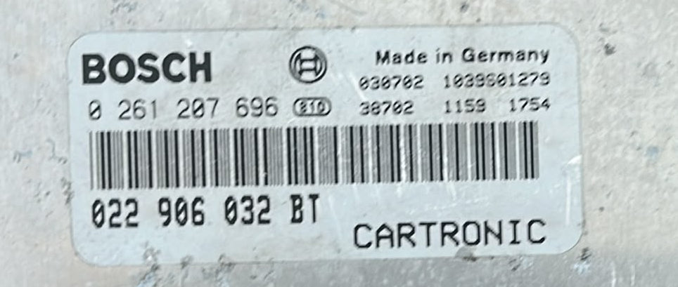 PORSCHE CAYENNE 7L ECU ECM DME ME 7.1.1 0261207696 9PA MK1 4.5 BENZINA 2004 SUV CROSSOVER AF