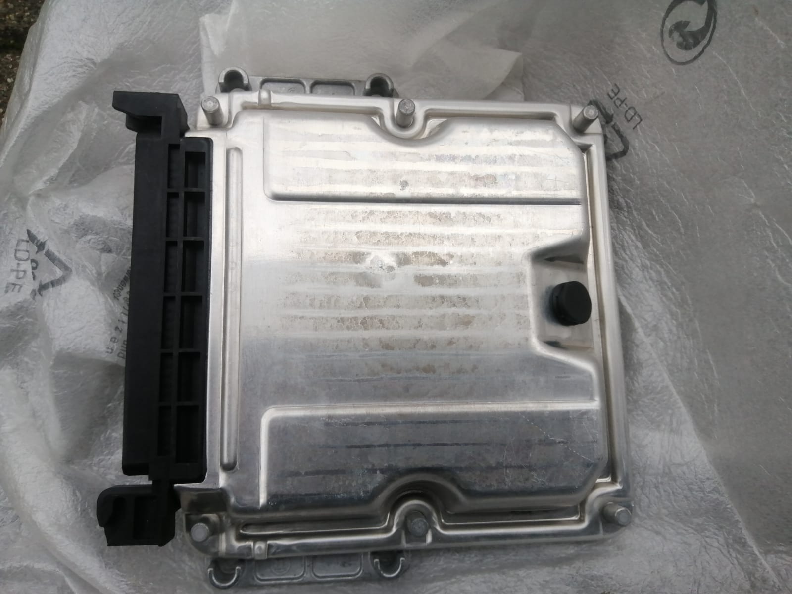 Ecu 0281001782 9634662880 CITROEN PEUGEOT 406 2.0 HDI BOSCH EDC15C2