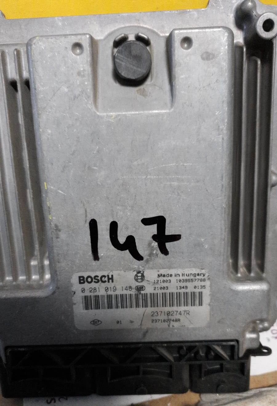 ECU RENAULT clio 4 BOSCH 0281019148 284B19573R 237102747R