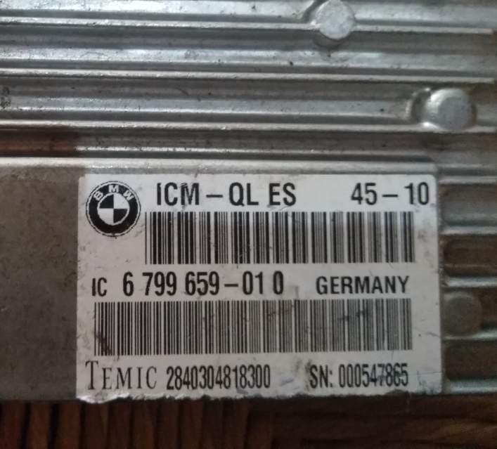 Abs control module computer bmw 528i 535i 550i ,6799659010