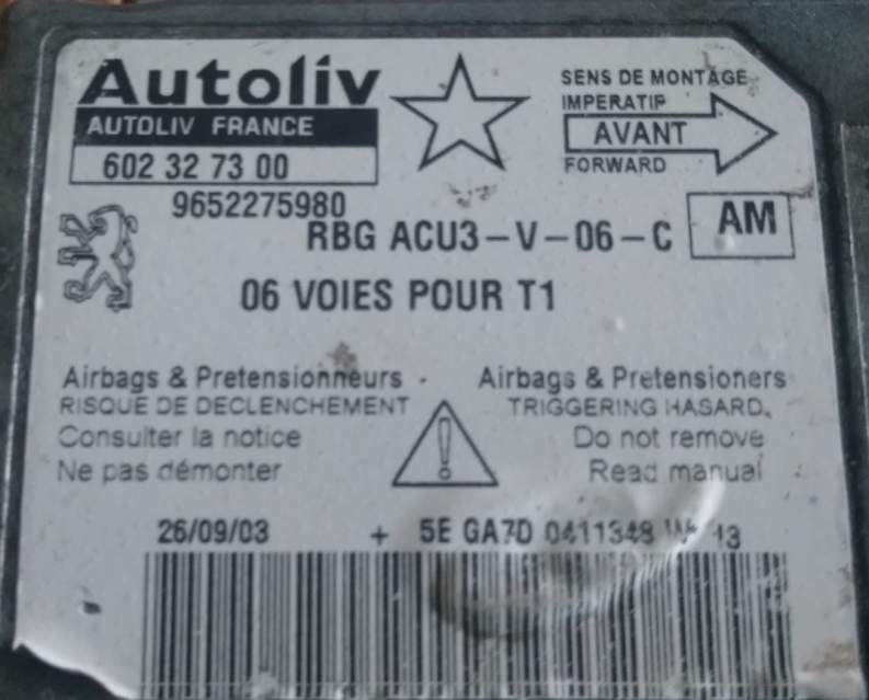 PEUGEOT 206 Airbag ECU Autoliv 602327300 9652275980