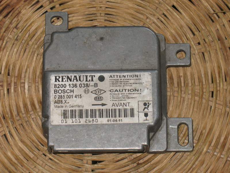 Ecu RENAULT CLIO 2 Airbag 8200136038b 0285001415