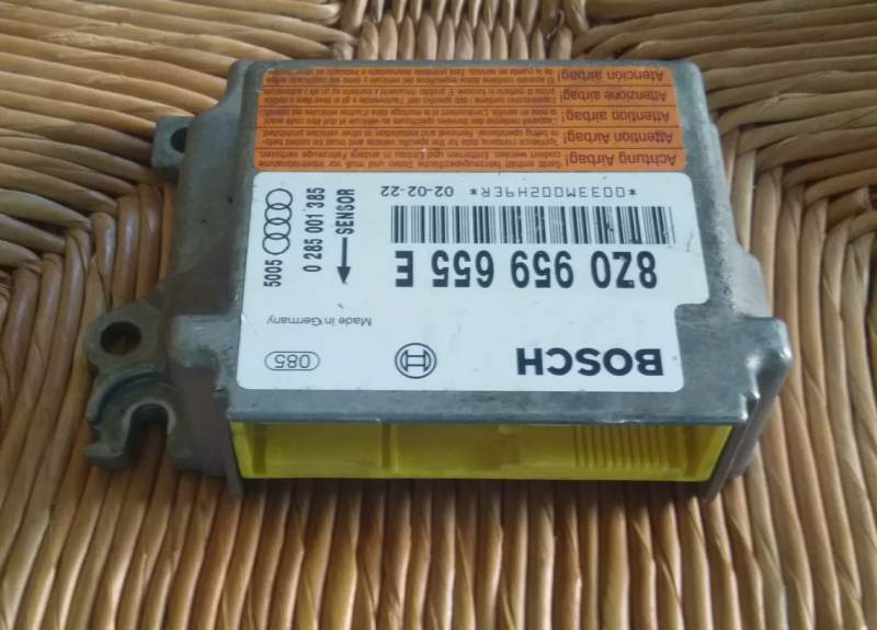 Centralina Airbag Bosch Audi A2 8Z0959655E 0285001385