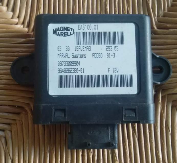 Control module peugeot citroen ulysse 964828238001 09733009904