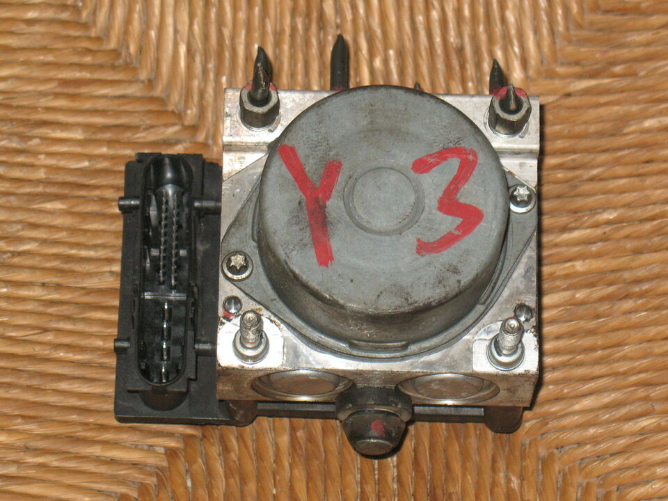 SUZUKI SX4 FIAT BOSCH 0265231670 5611079J10 0265800494