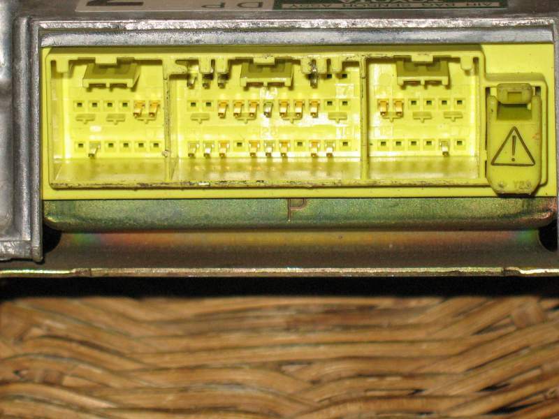 Ecu toyota yaris verso sensor airbag 89170-52070