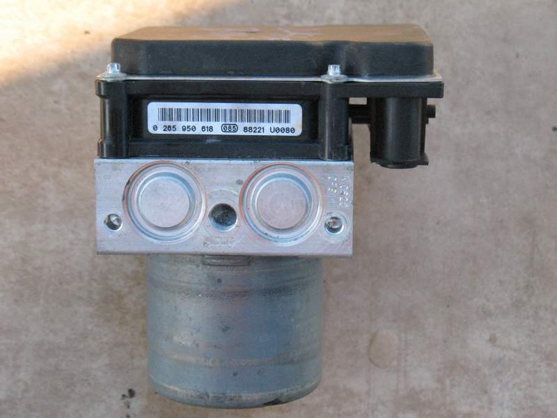 ABS MERCEDES B Class BOSCH 0265950618 0265235496 A0064313812 DC ESP