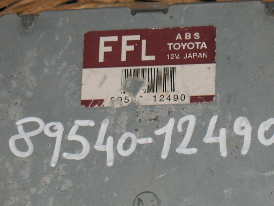 ECU ABS TOYOTA COROLLA SW 1997 2002 1.9 D 5P 2CE 8954012490