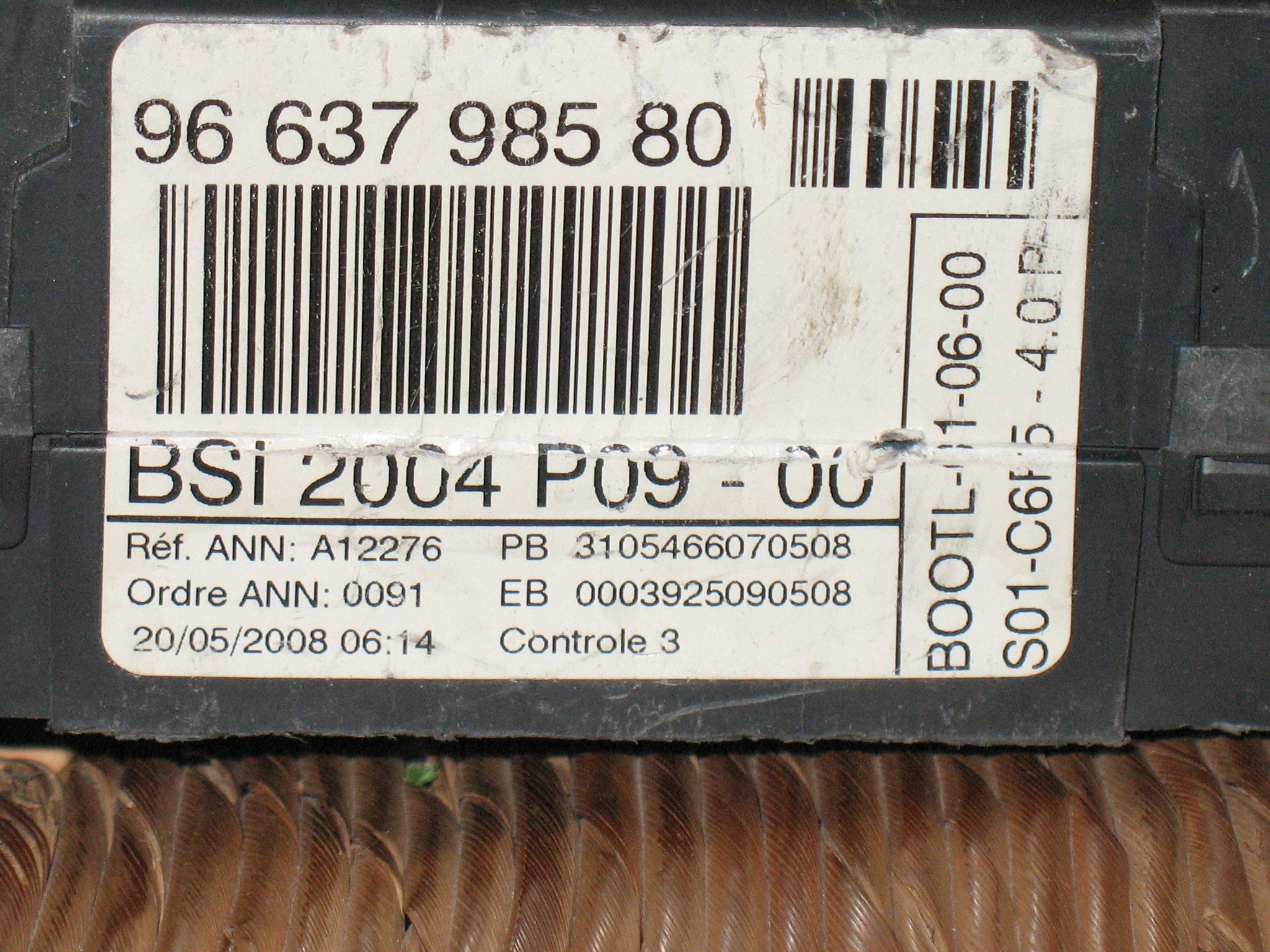 Body computer bsi citroen peugeot 9663798580 BSI 2004 P09-00