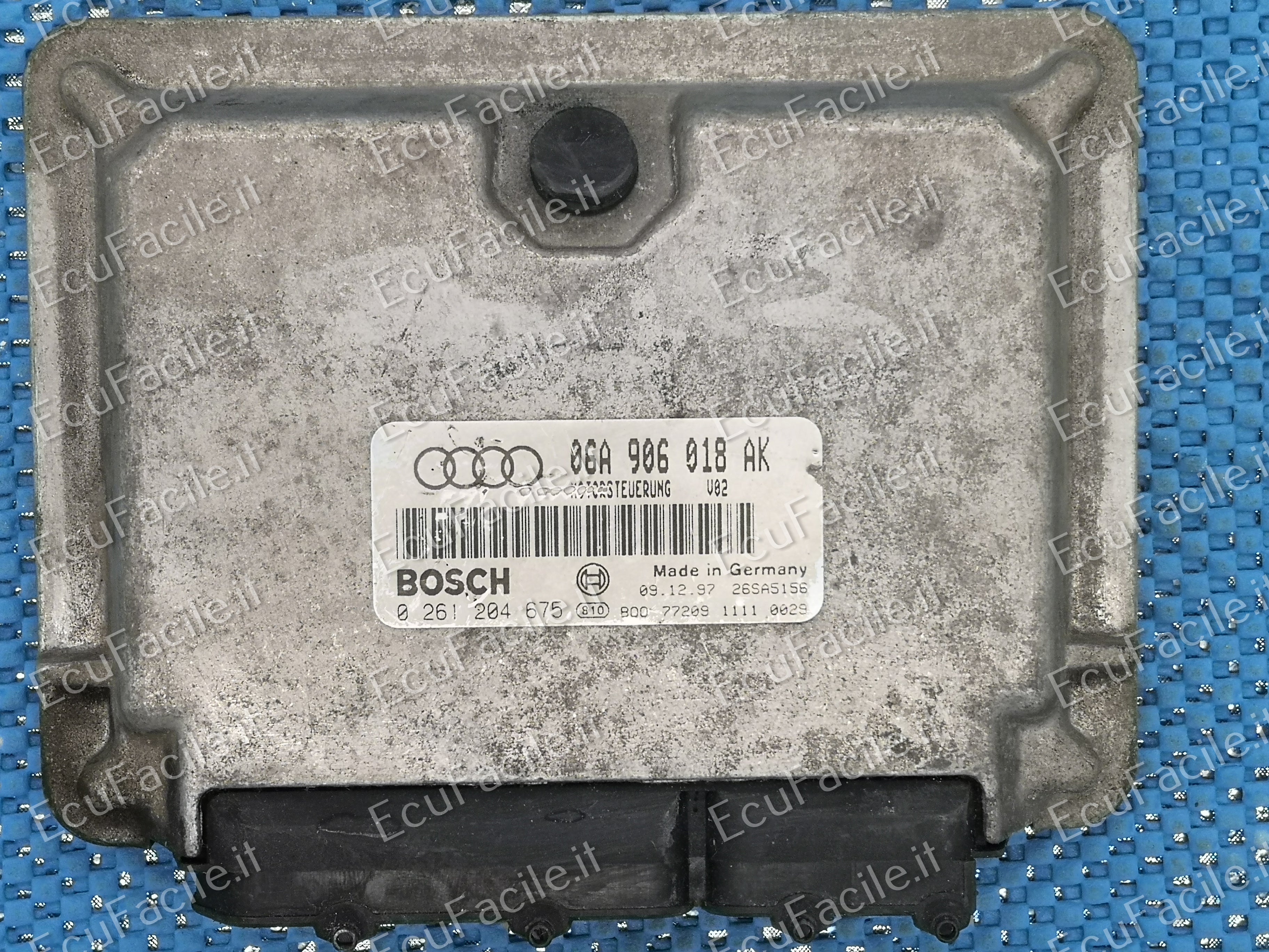 ECU CENTRALINA AUDI A3 1.8 20V 0261204675 06A906018AK V02