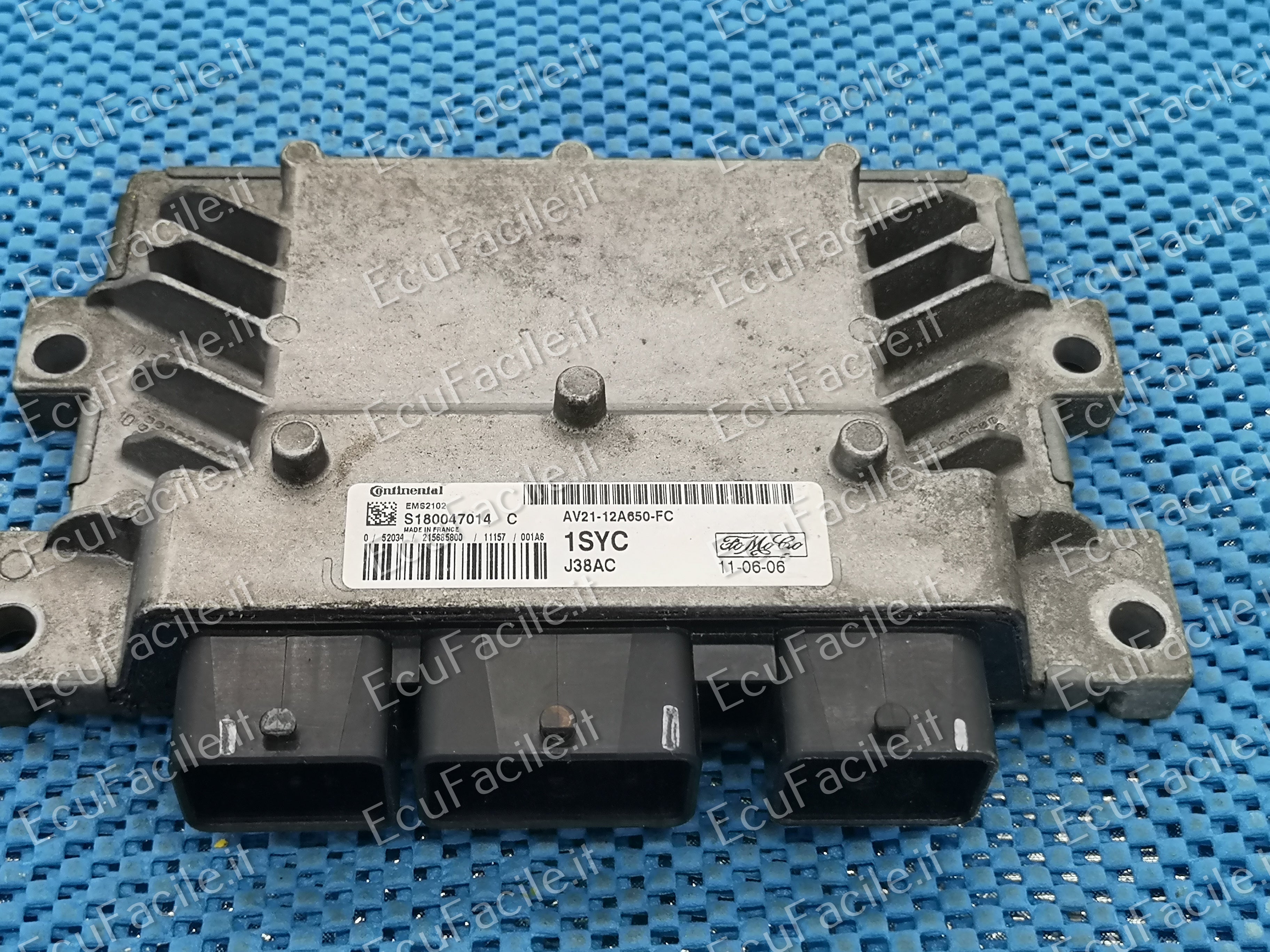 ECU FORD FIESTA S180047014C AV2112A650FC 1SYC EMS2102