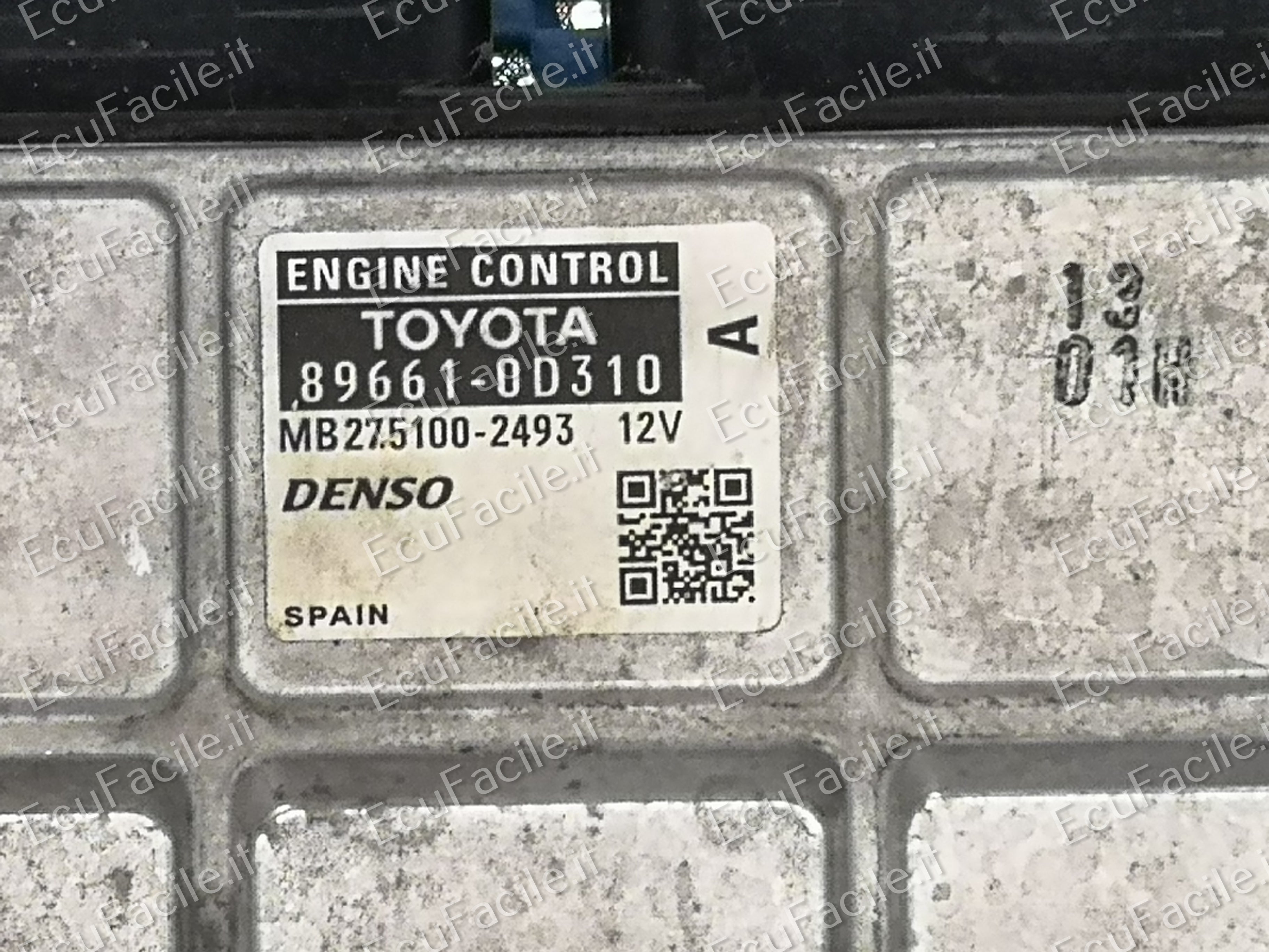 Ecu centralina toyota yaris 1.3 896610d310 mb2751002493
