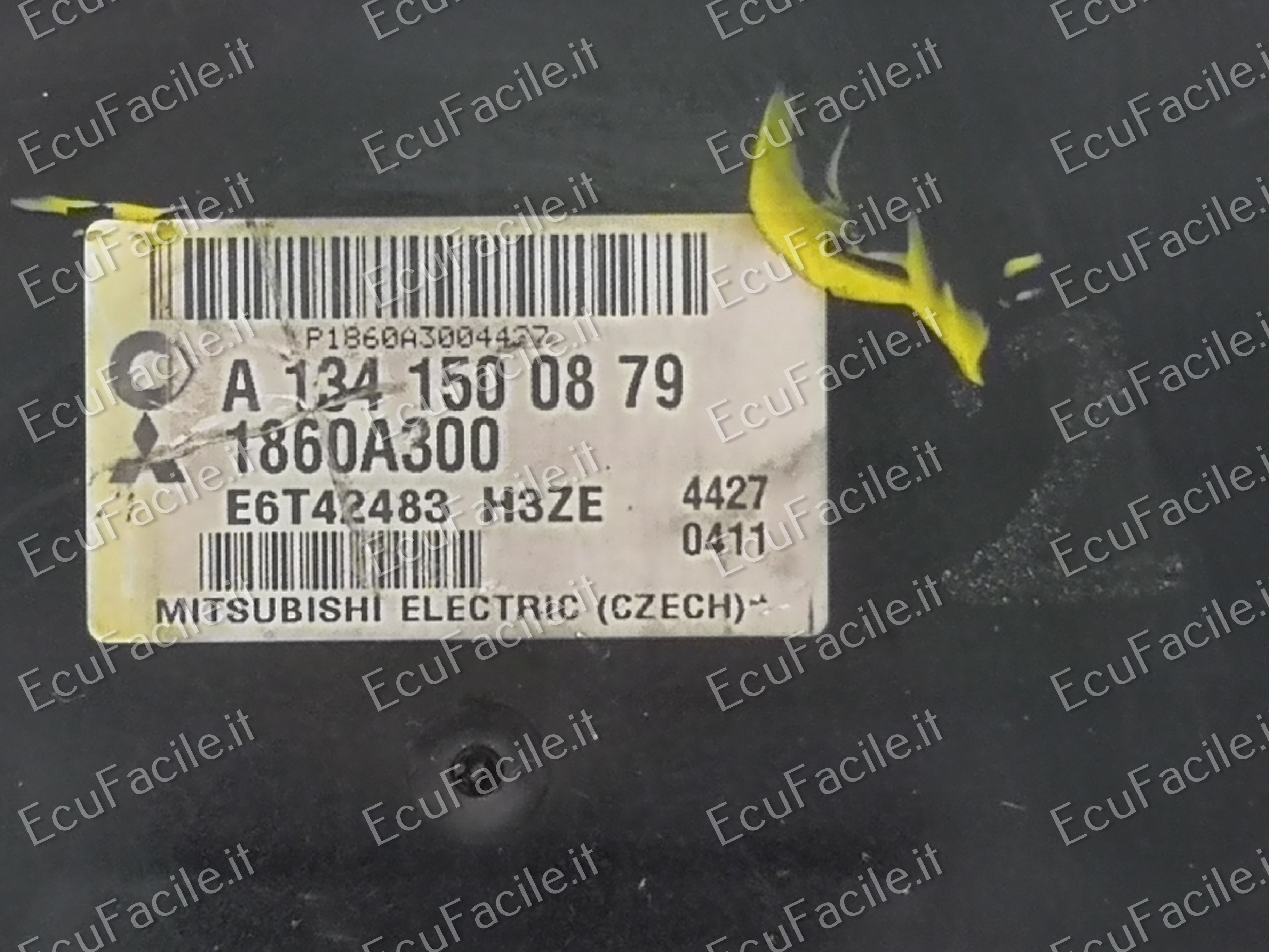 ECU SMART FORFOUR 1.1 A1341500879 1860A300 E6T42480 H3ZE