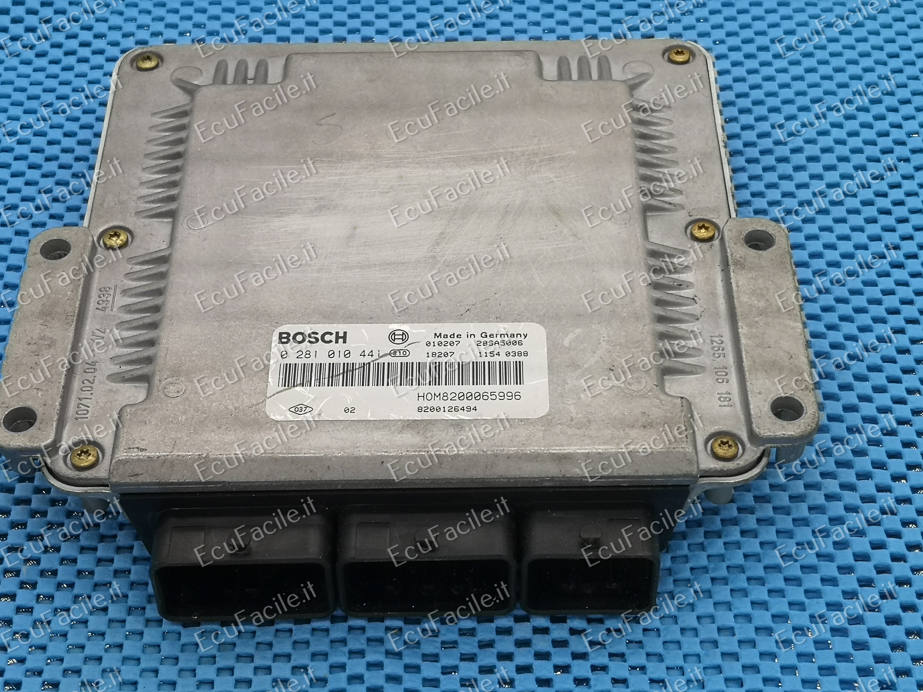 ECU VOLVO V40 S40 1.9 0281010441 HOM8200065996 EDC15C3
