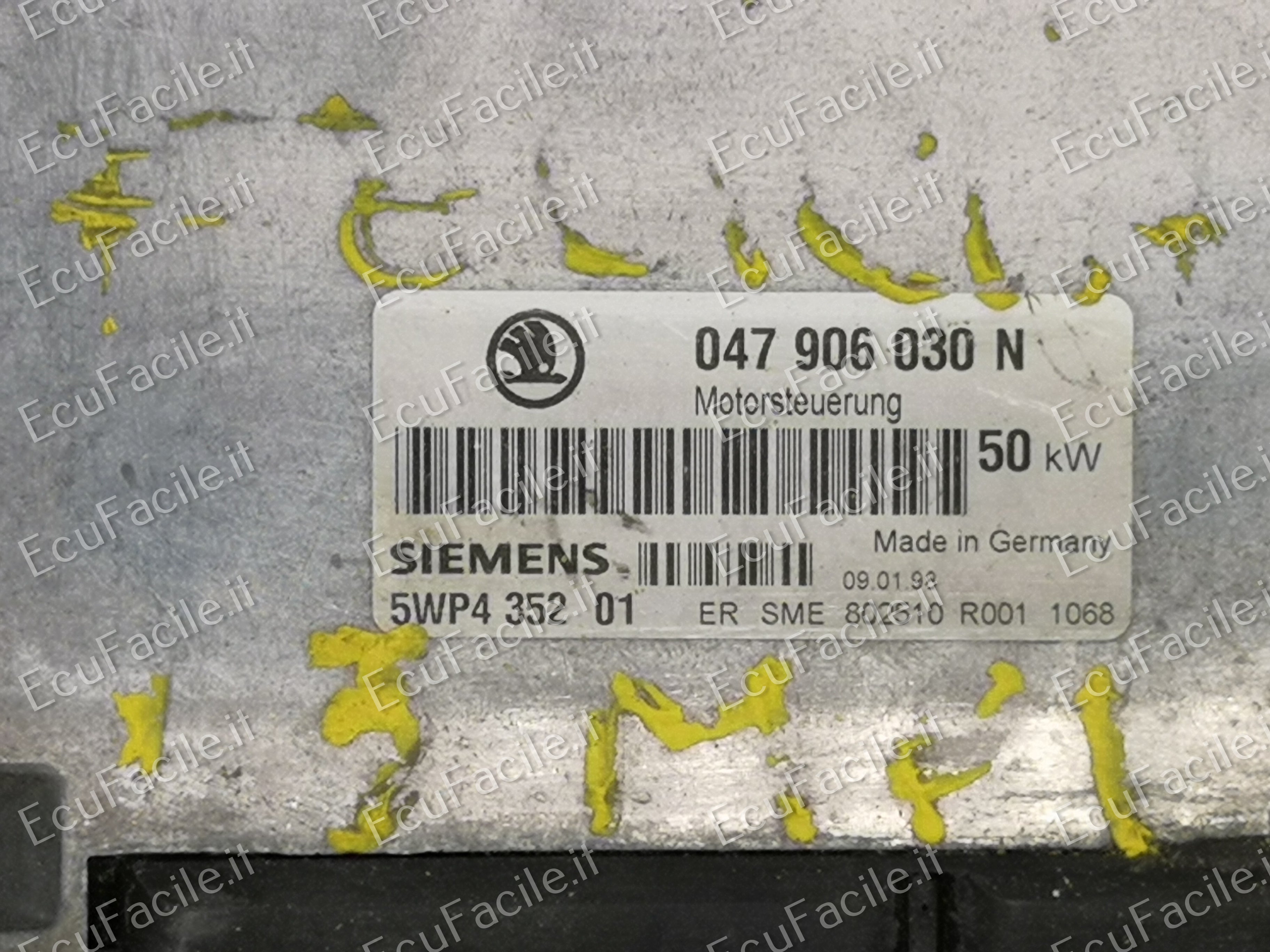 ECU CENTRALINA SKODA FELICIA 1.3 047906030N 5WP4352 01 50 KW