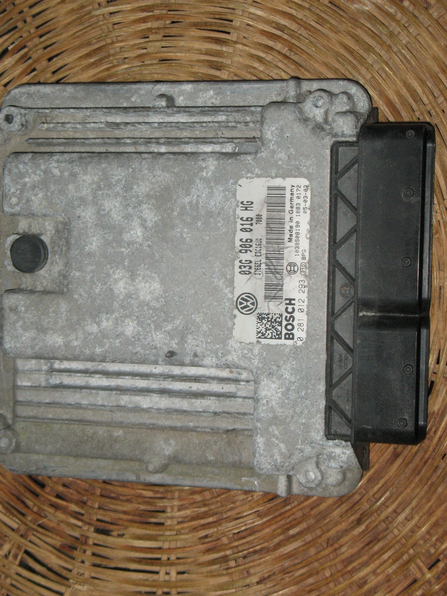 ECU SKODA Octavia 2.0 TDI 0281012293 03G906016HG EDC 16U1