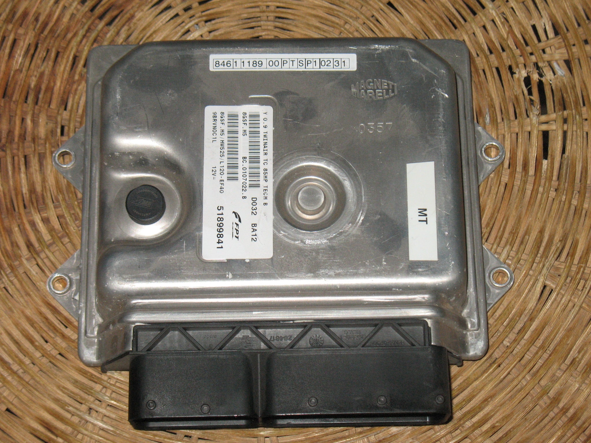 ECU FIAT LANCIA YPSILON 0.9 85HP 51899841 8GFS.H5 HW525