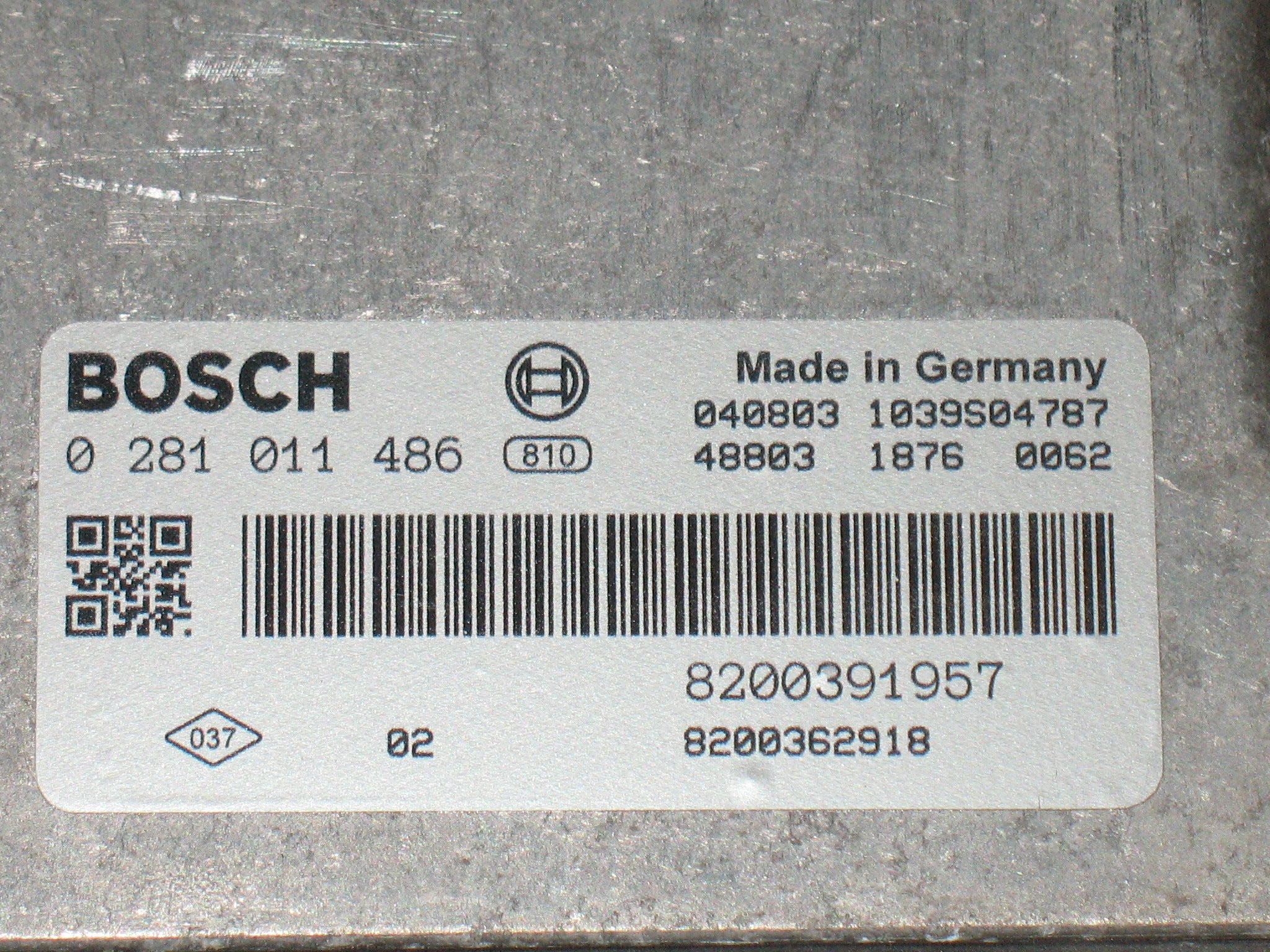 Ecu RENAULT MASTER MASCOTT 3.0 DXI bosch 0281011486 8200303367