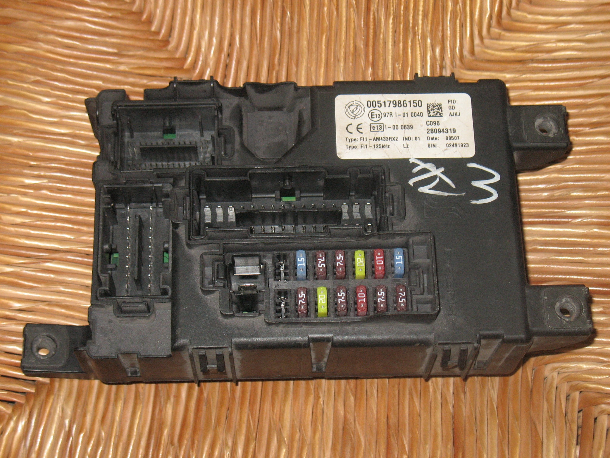 ECU BODY GRANDE PUNTO 00517986150 517986150 28122166