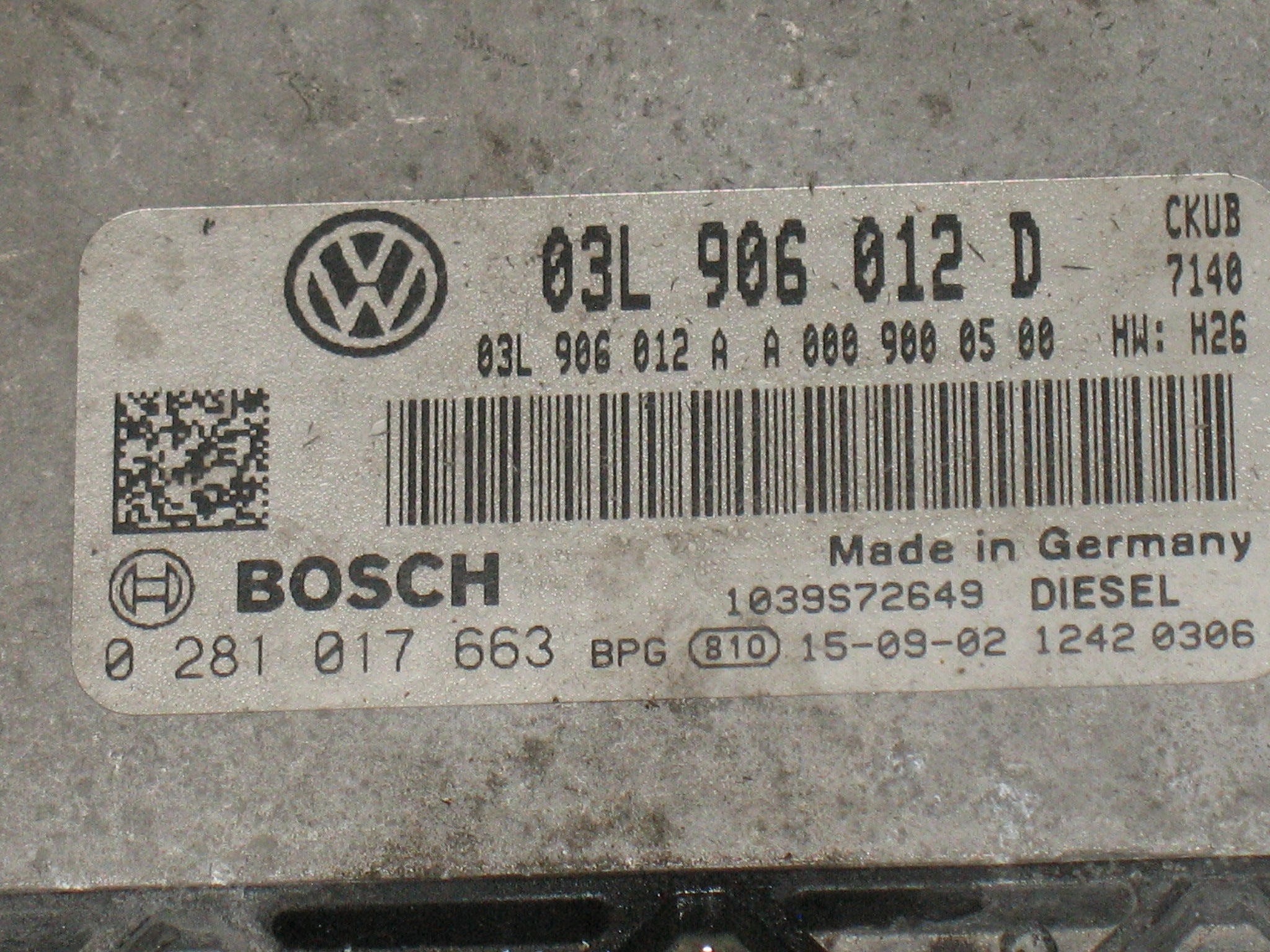 ECU Volkswagen CRAFTER 0281017663 03L906012D EDC17C54