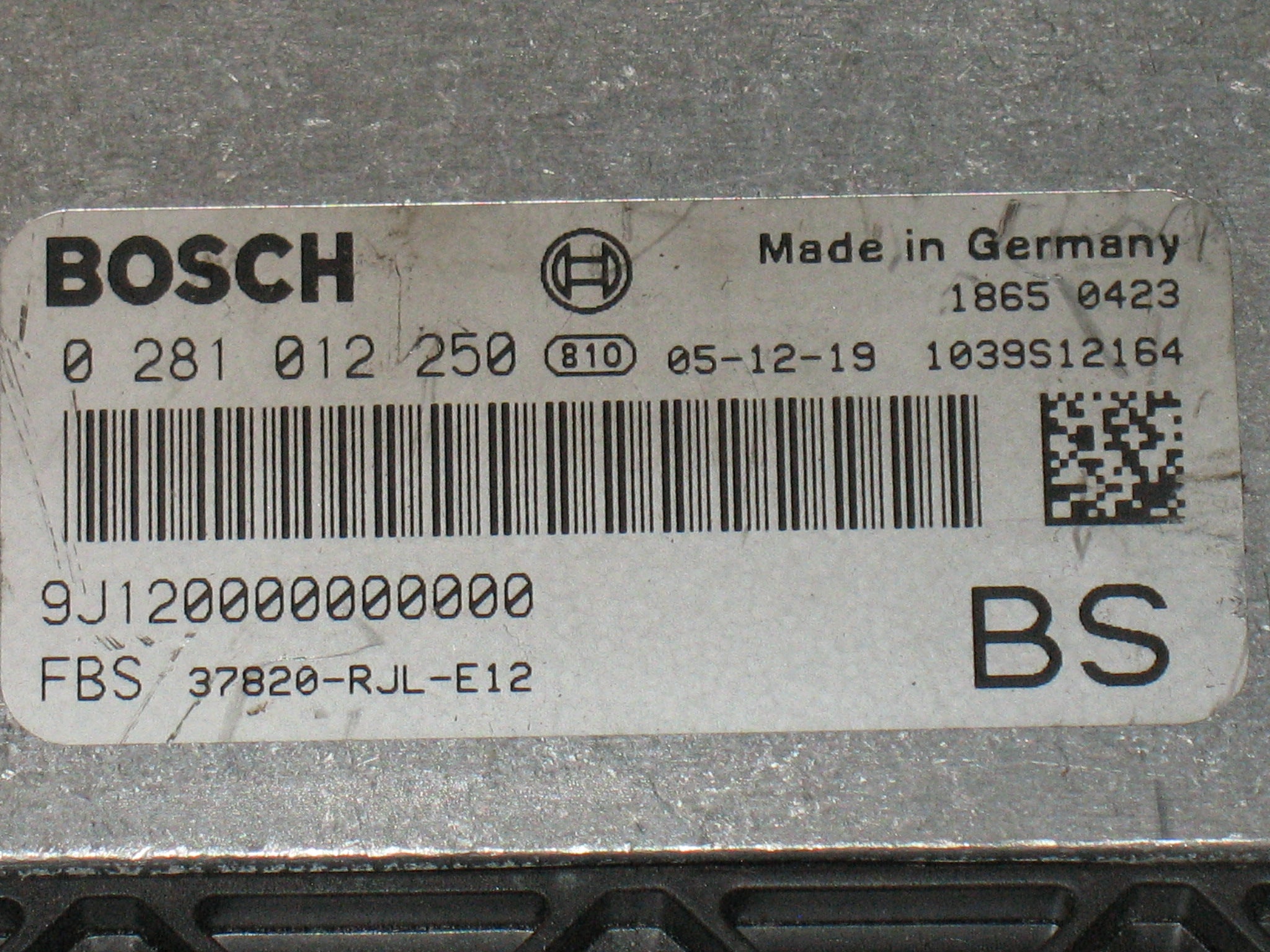 ECU HONDA FRV FR-V 2.2 BOSCH 0281012250 37820-RJL-E13 37820RJLE13 EDC 16C7-7.21