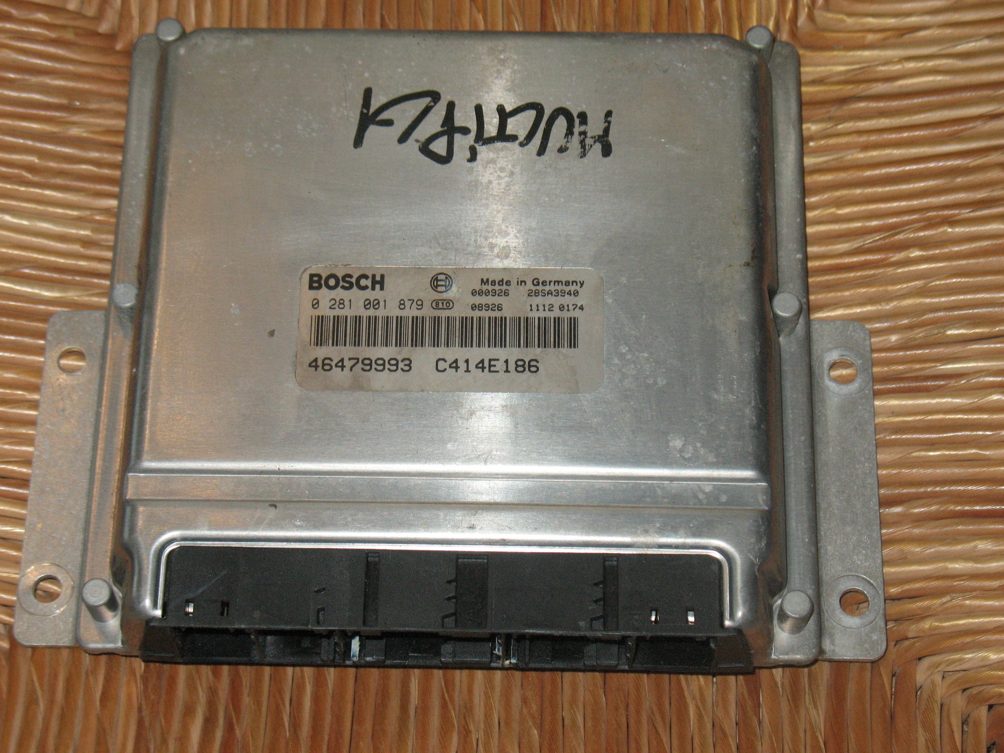 Fiat Multipla 1.9 JTD. Mod. Bosch EDC15C 5.7 Cod. 0281001879 Cod. Fiat 46479993 C414E186. 0 281 001 879