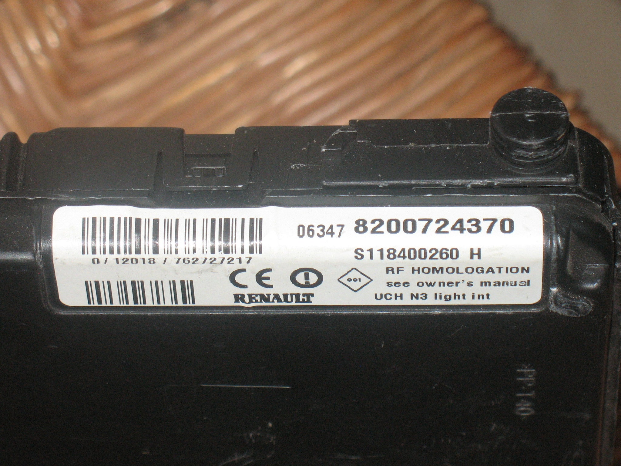 BODY RENAULT Megane 8200724370 S118400260H UCH N3