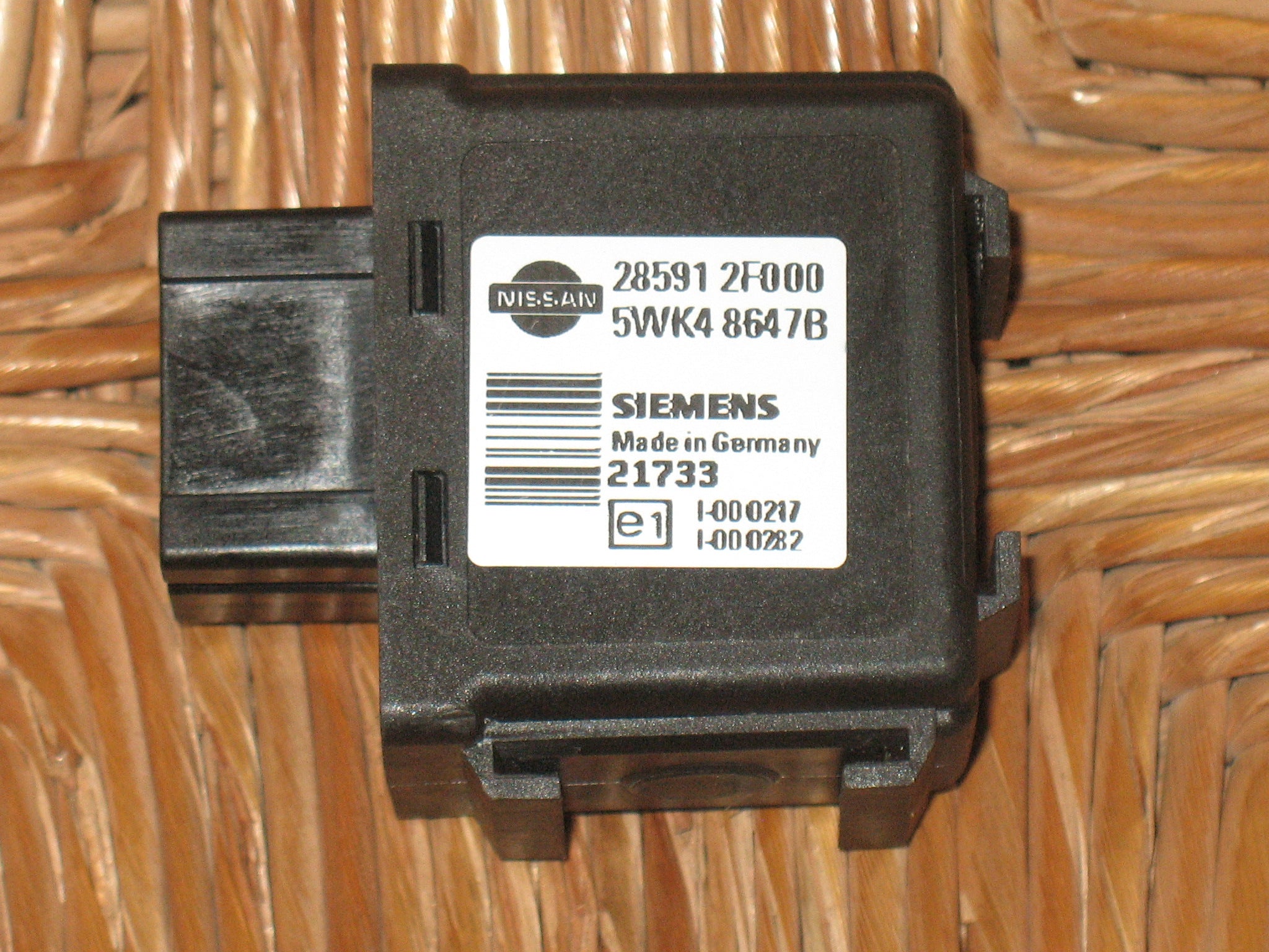 IMP642855 Nissan Navara D40 Centralina/modulo immobilizzatore 285912F000 5WK48647B 285912F000 5WK48647B