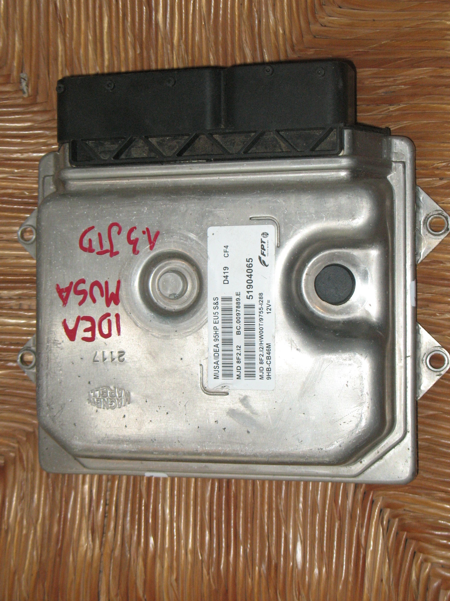 ECU LANCIA MUSA IDEA 1.3 95HP 51880755 MJD 8F2.I2 HW00T 51904065