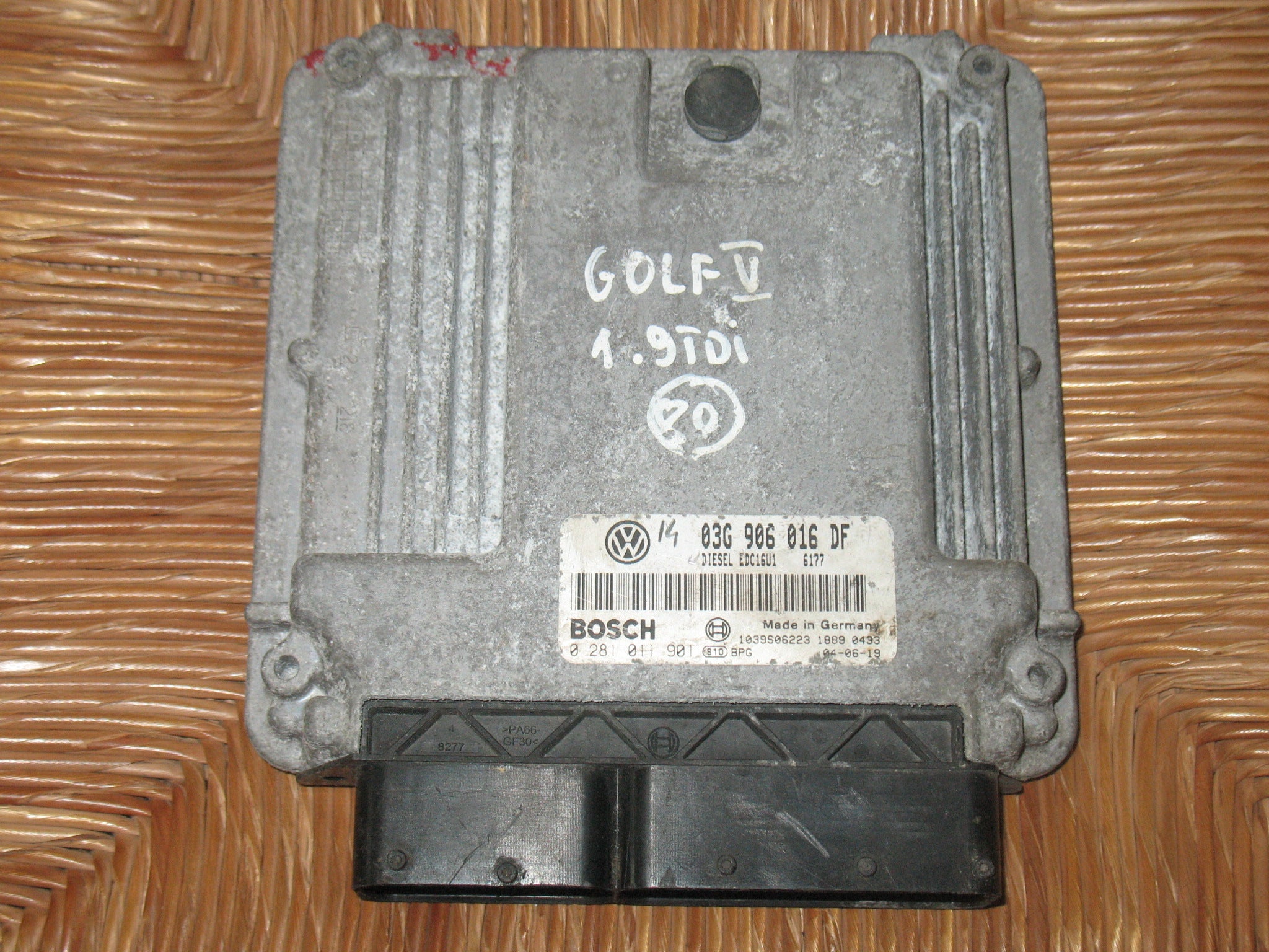 ECU VW GOLF 1.9 TDI 03G906016 DF 0281011901 EDC 16U1-5.41