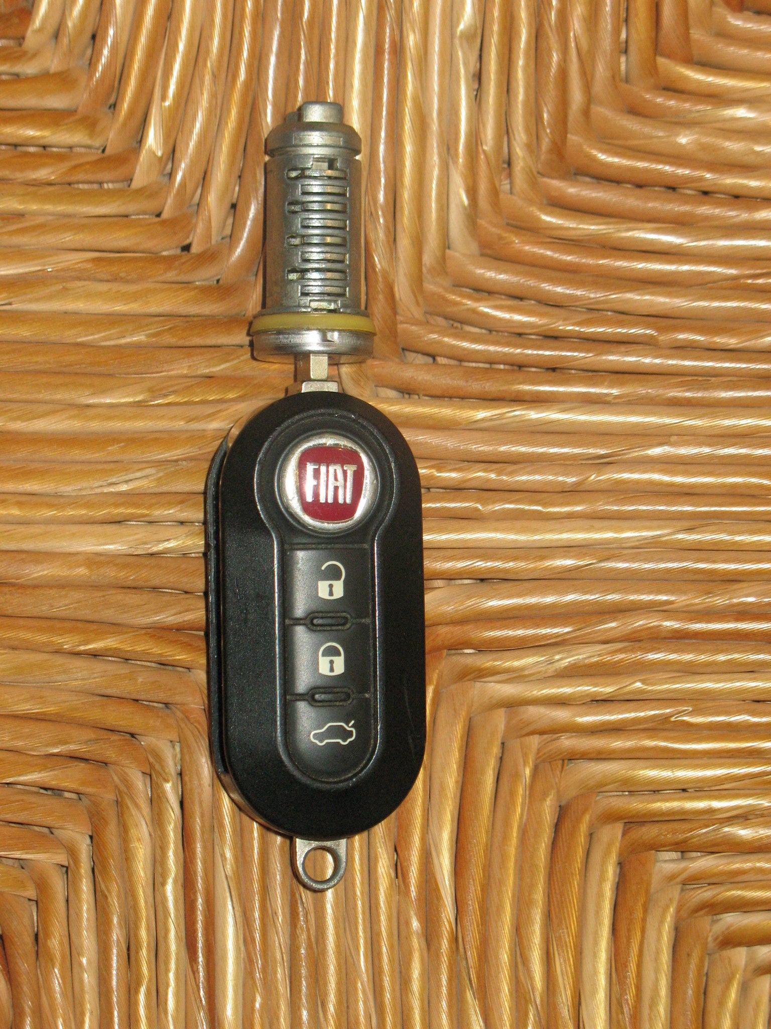 Portabagagli Tetto Auto Per Fiat Panda effettoCARBONIO Portapacchi OMOLOGATO TÜV Portabagagli Tetto Auto Per Fiat Panda effettoCARBONIO Portapacchi OMOLOGATO TÜV