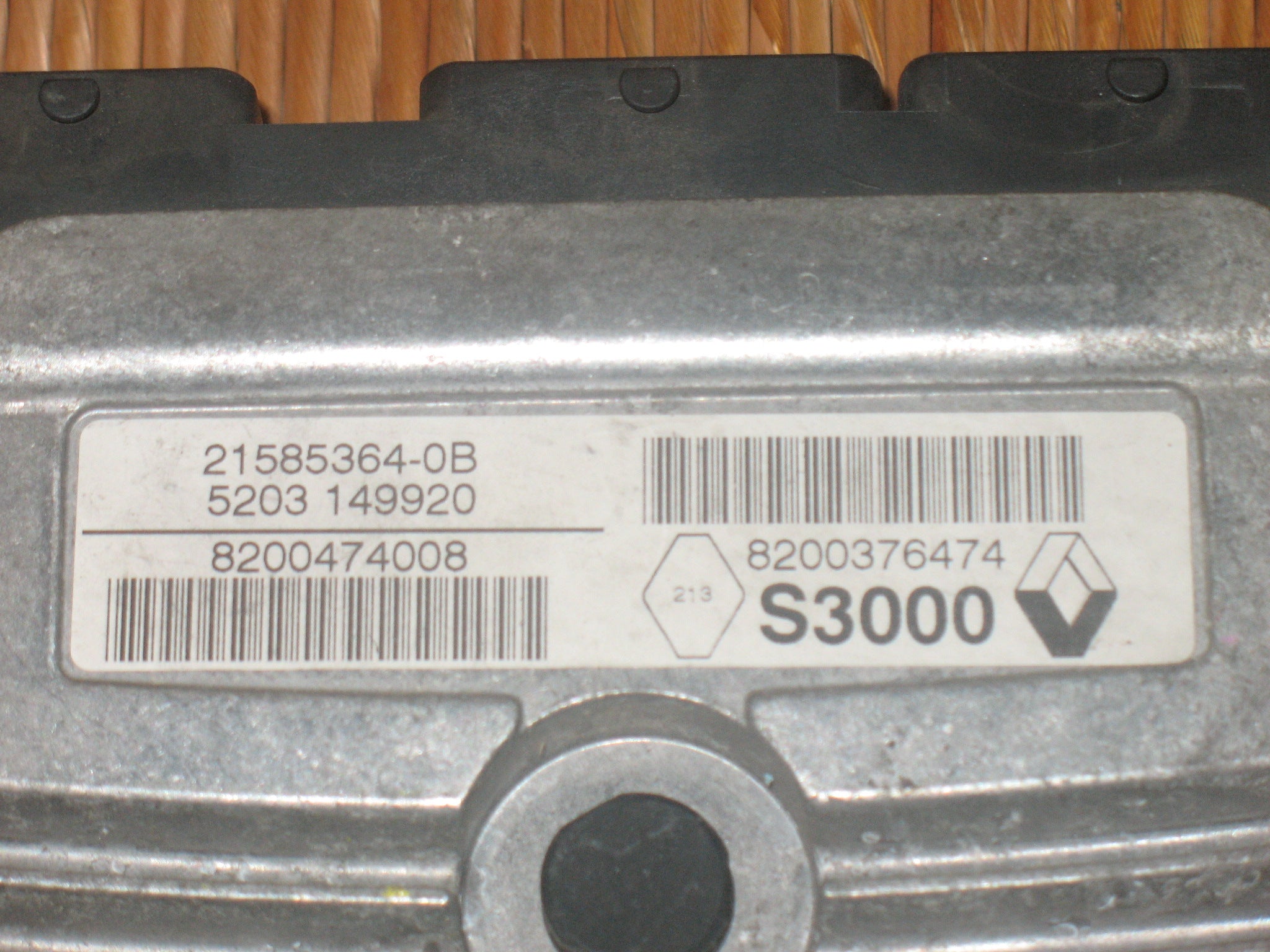 ECU RENAULT MODUS 1.6 JOHNSON CONTROLS 21585364-0B, 215853640B, 8200474008, 8200376474