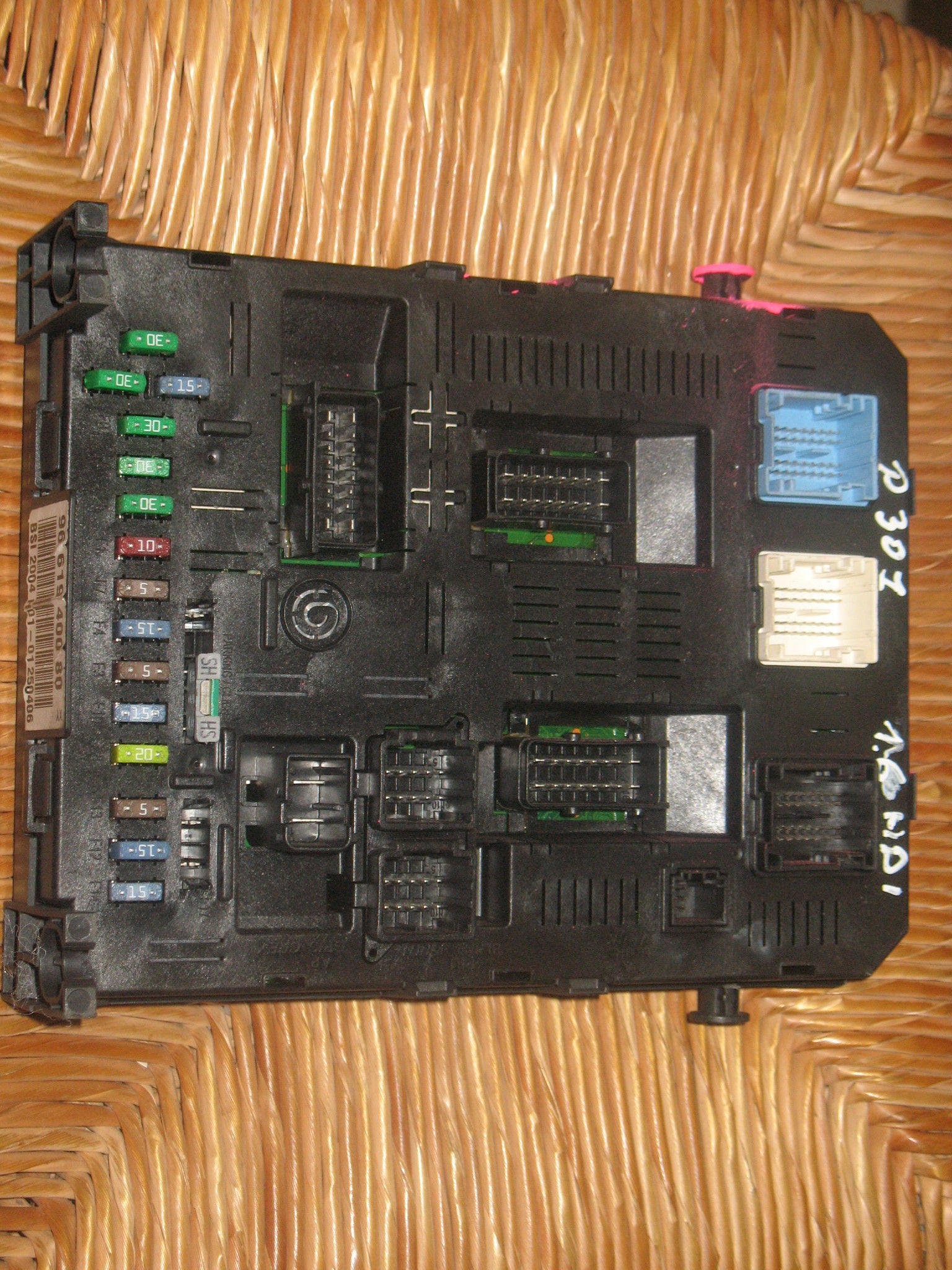 BSI 2004 H01-01 Johnson Controls PEUGEOT 307 9661940080 PEUGEOT 307 1.6 HDI 80 kw CITROEN C4 NFP