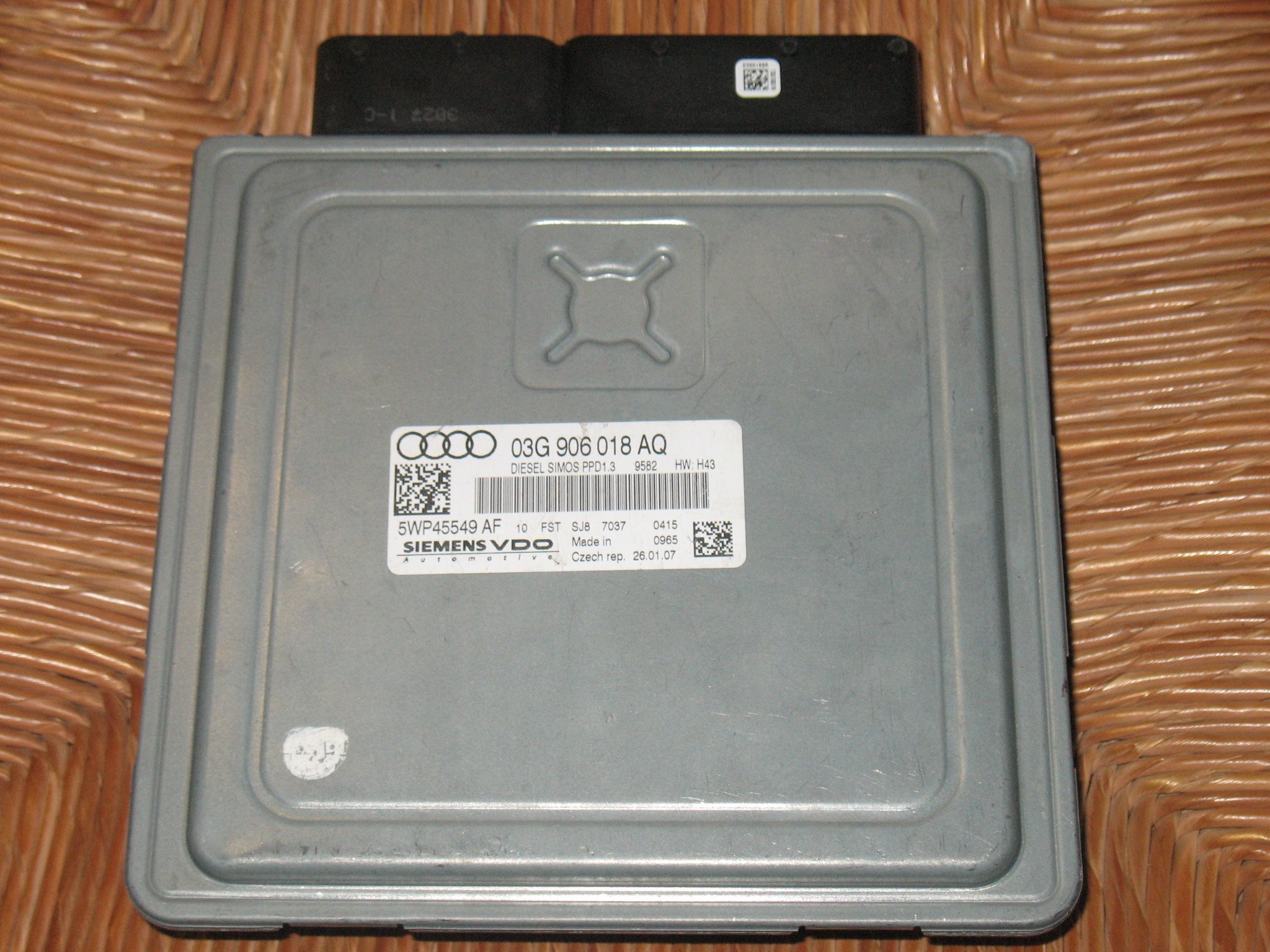 ECU AUDI A4 2.0 TDI SIEMENS 5WP45549 AF 03G906018AQ SIMOS PPD1.3