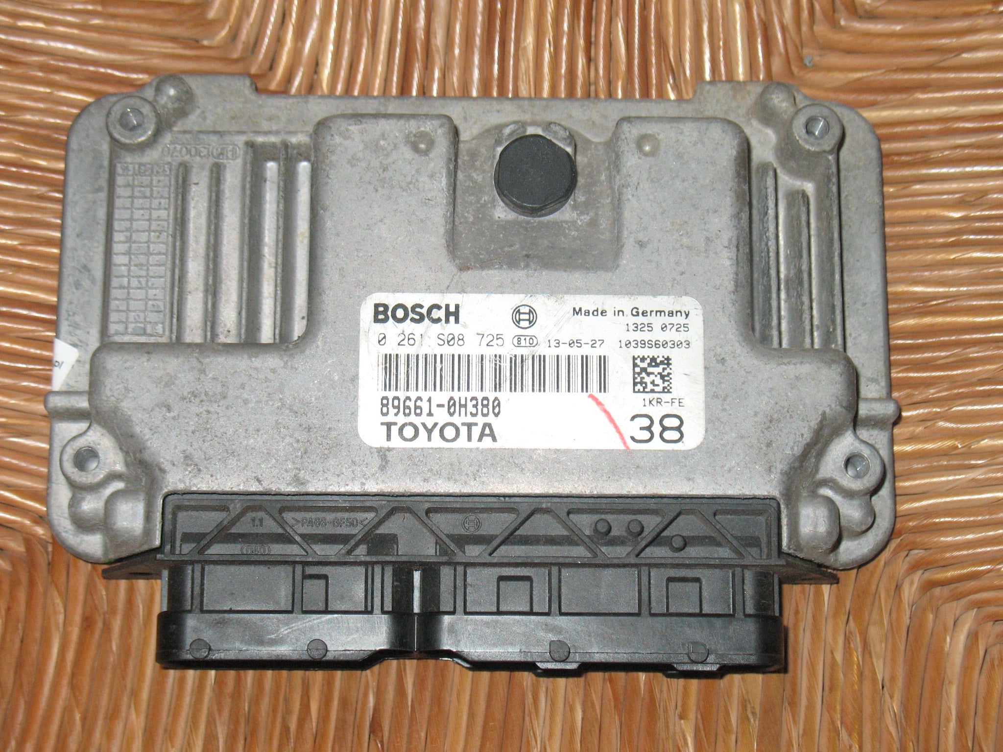 ECU Bosch 1.0i 1KR 0261S08725 89661-0H380 Centralina motore ME7.9.52  BOSCH PEUGEOT 107 CITROEN C1