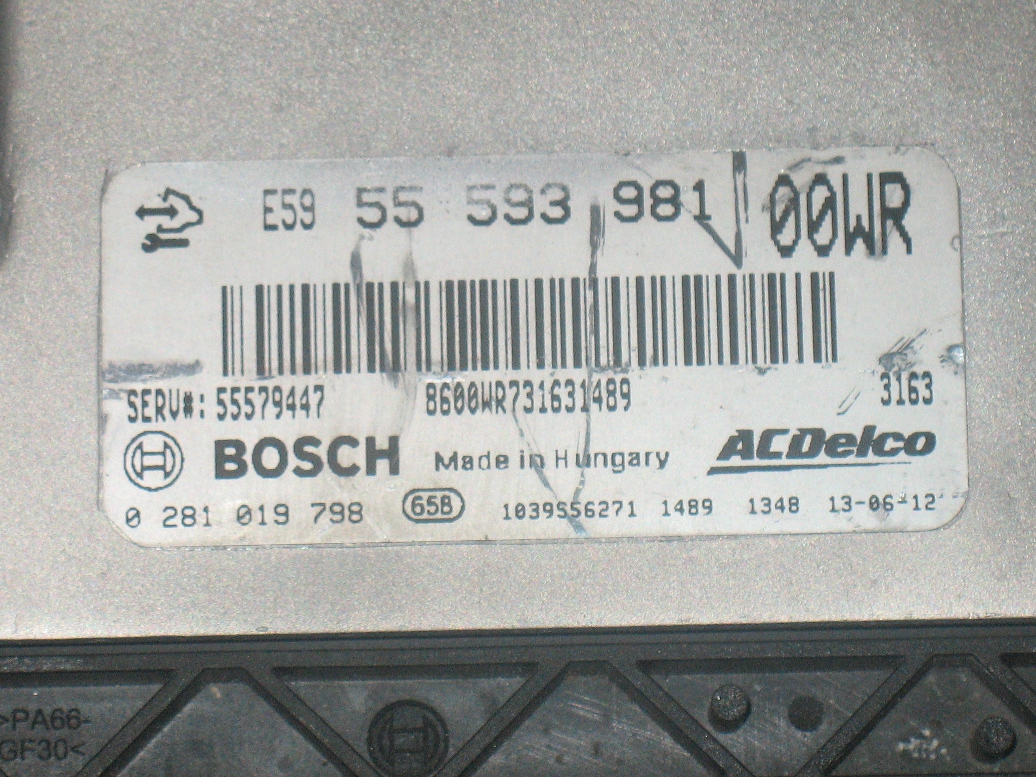 ECU CENTRALINA OPEL CORSA D 1.3 CDTI BOSCH  0281019798 55593981 17C59-1.15
