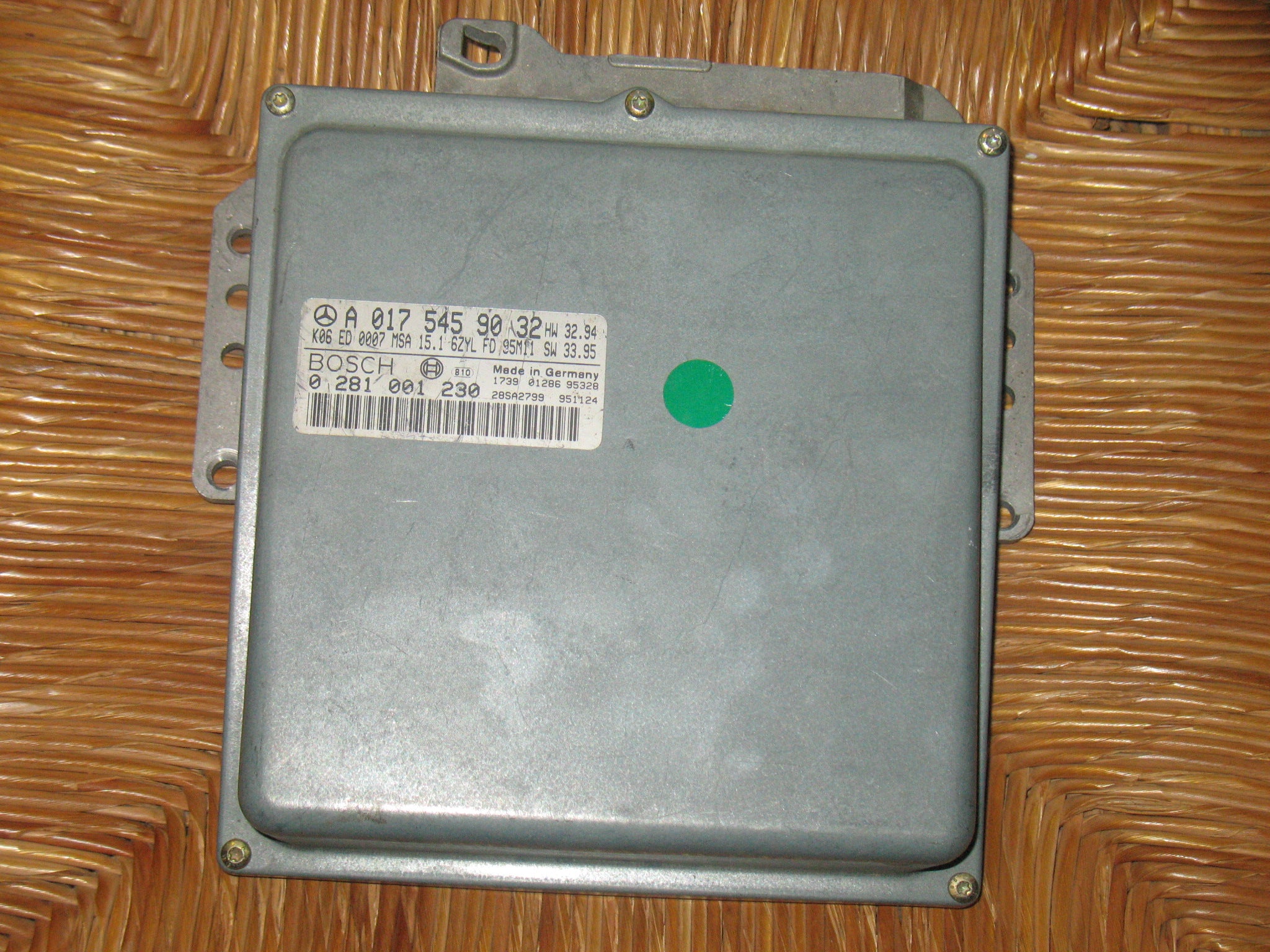 ECU MERCEDES W210 E300D A0175459032, 0175459032 BOSCH 0281001230