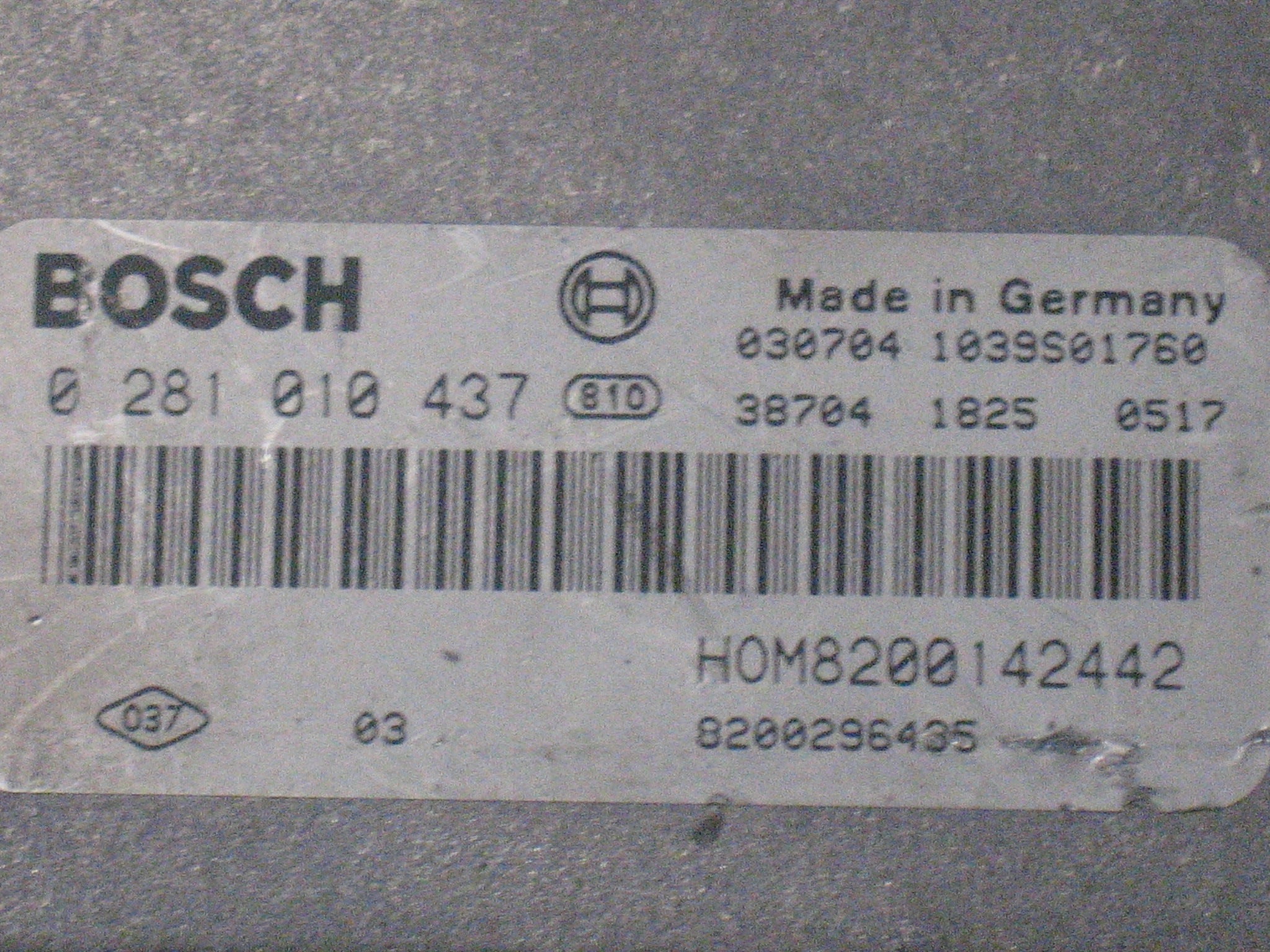 MITSUBISHI CARISMA 1.9 DID BOSCH 0281010437 8200142442