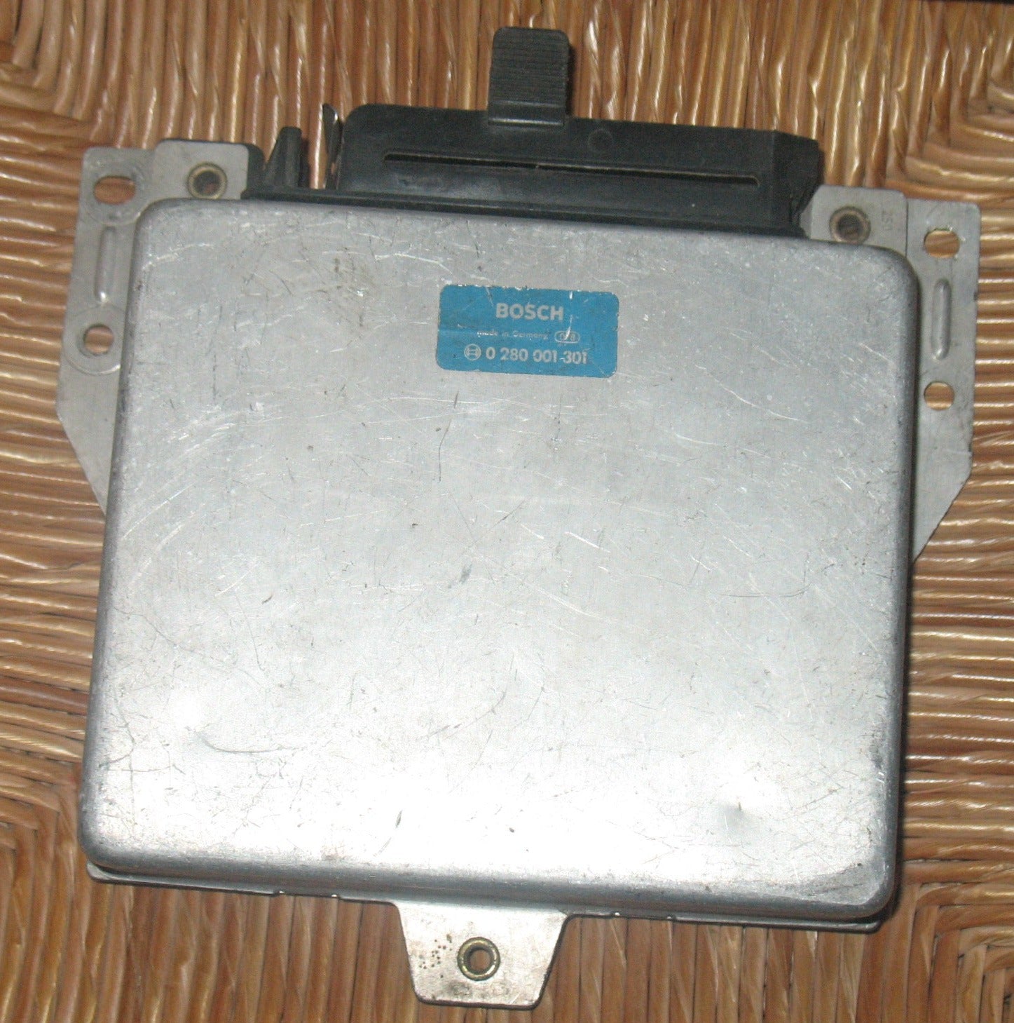 ECU BMW E28 E30 3 5 series Bosch 0280001301 M20B20 M20B23