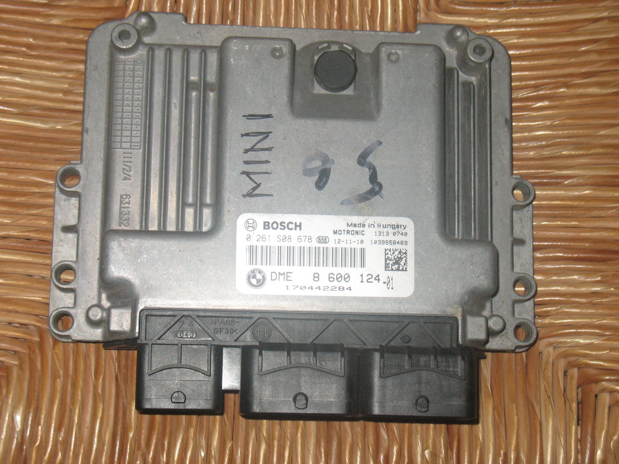 CENTRALINA MOTORE BMW MINI COOPER BOSCH  0261S08678 DME8600124 8600124 MEV17.2.2. MEV17.2.2