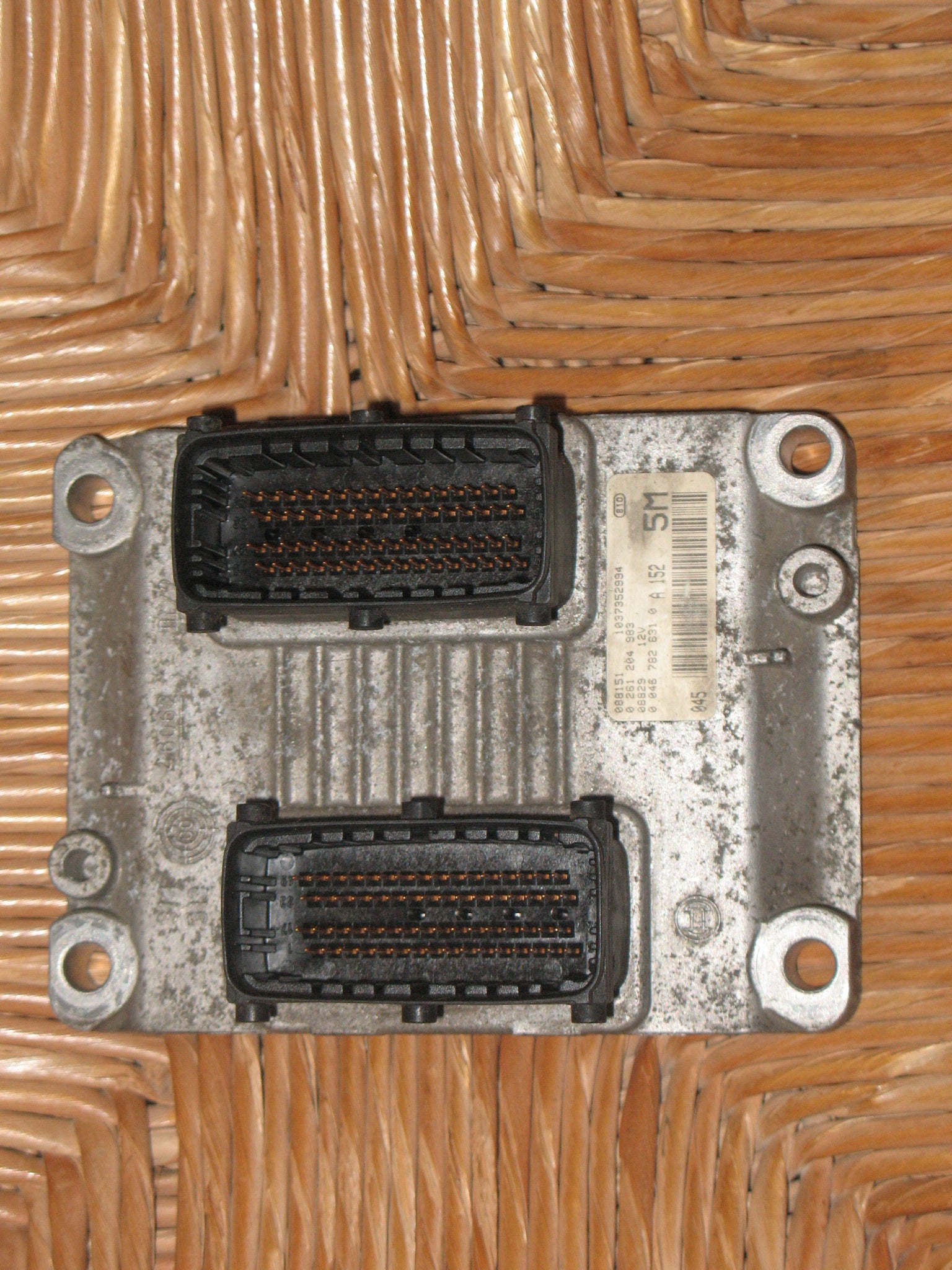 ECU FIAT PUNTO 1.2 16V BOSCH 0261204983 ME 7.3 H4 00447826310