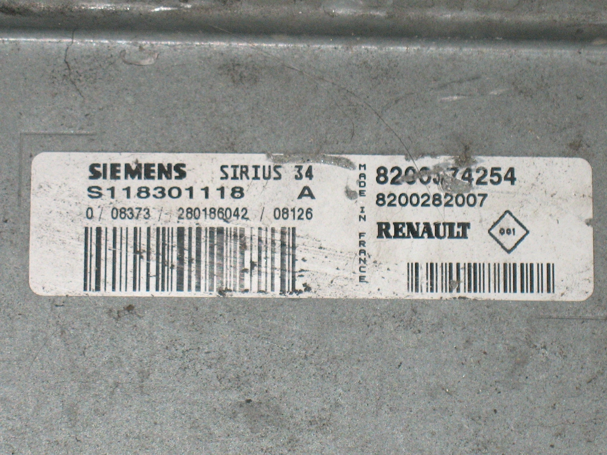 ECU Renault 1.2 SIRIUS 34 S118301118A 8200374254 8200282007