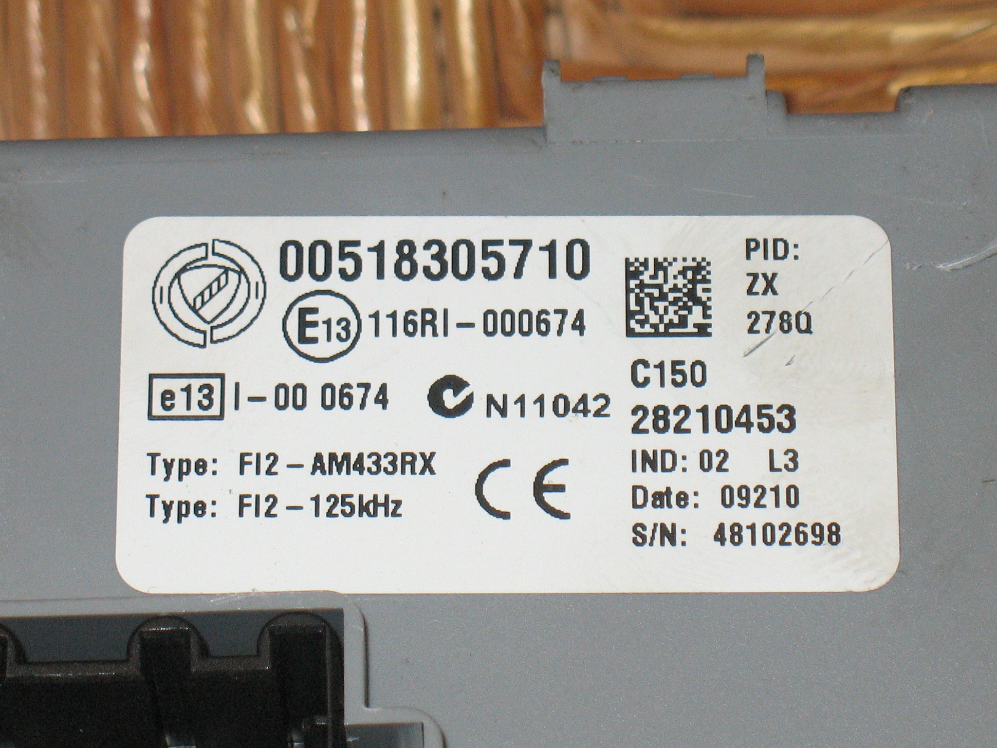 Fiat 500 Body Computer BCM Delphi 00518305710 518305710 28210453