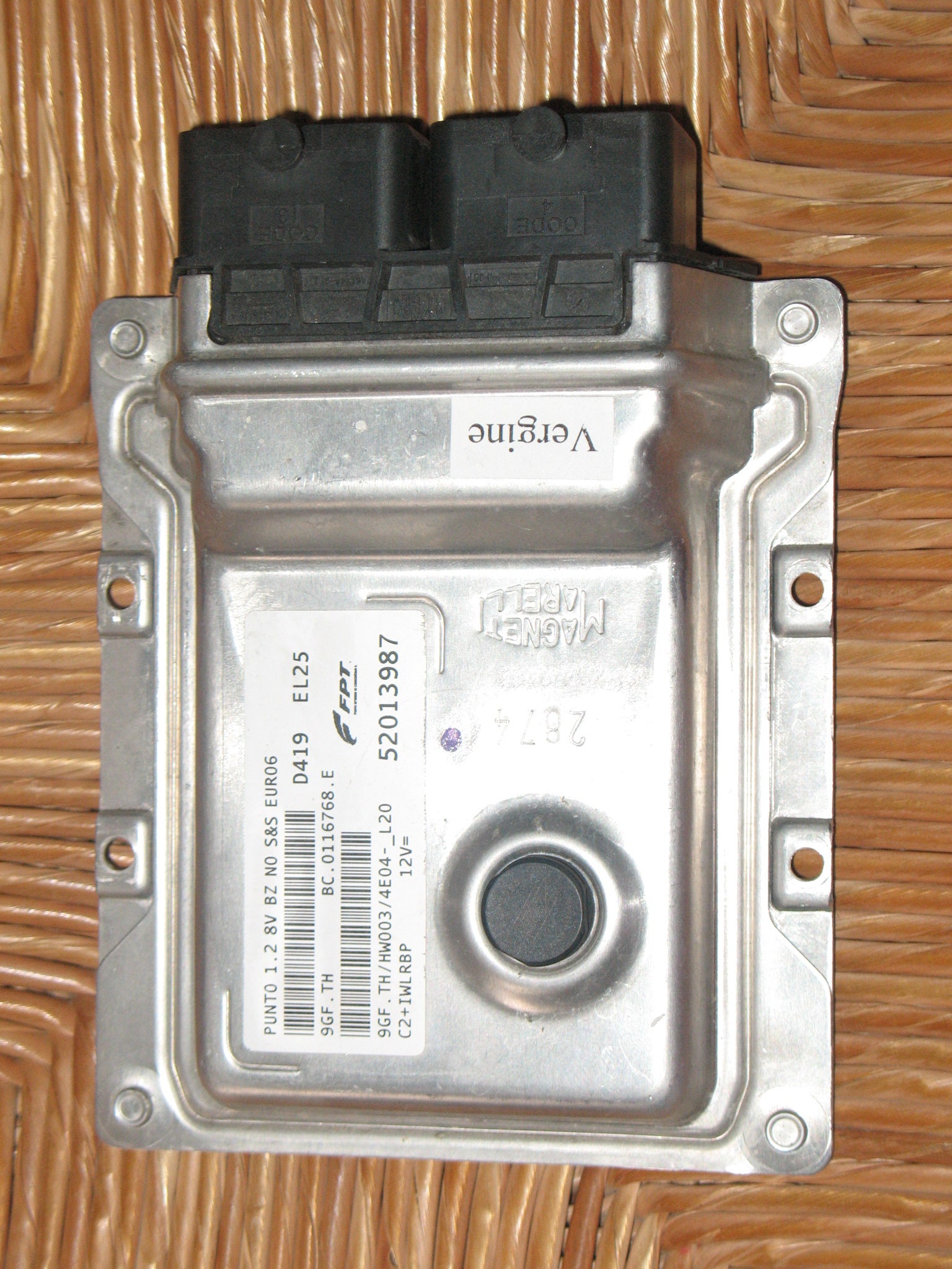 Centralina motore FIAT PUNTO 52013987 9GF.TH HW003 4E04-_L20