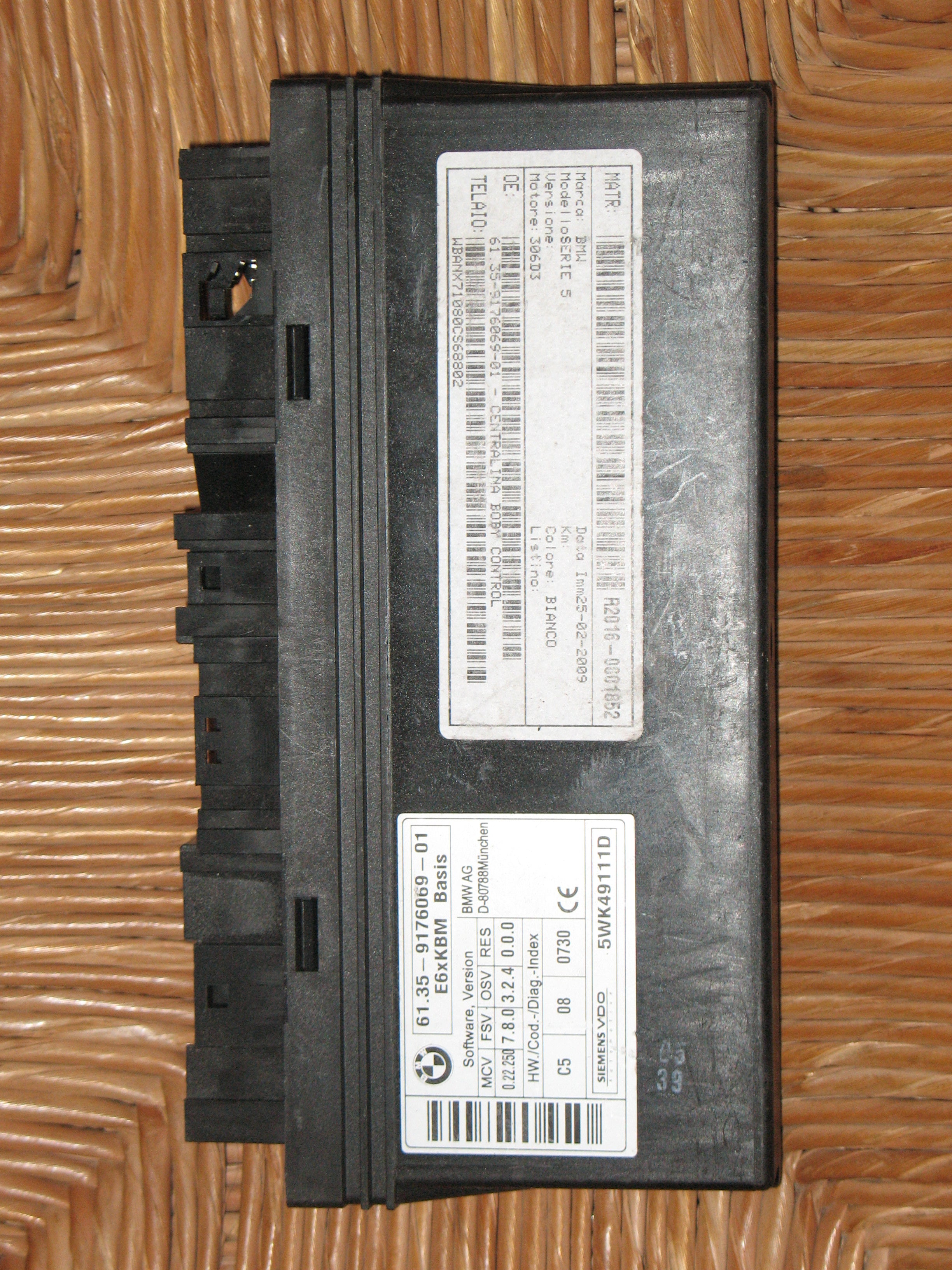 centralina unità controllo BMW 5 E60 E61 6135917606901 61.35-9176069-01 5wk49111d 6135917606901 61.35-9176069-01 5wk49111d