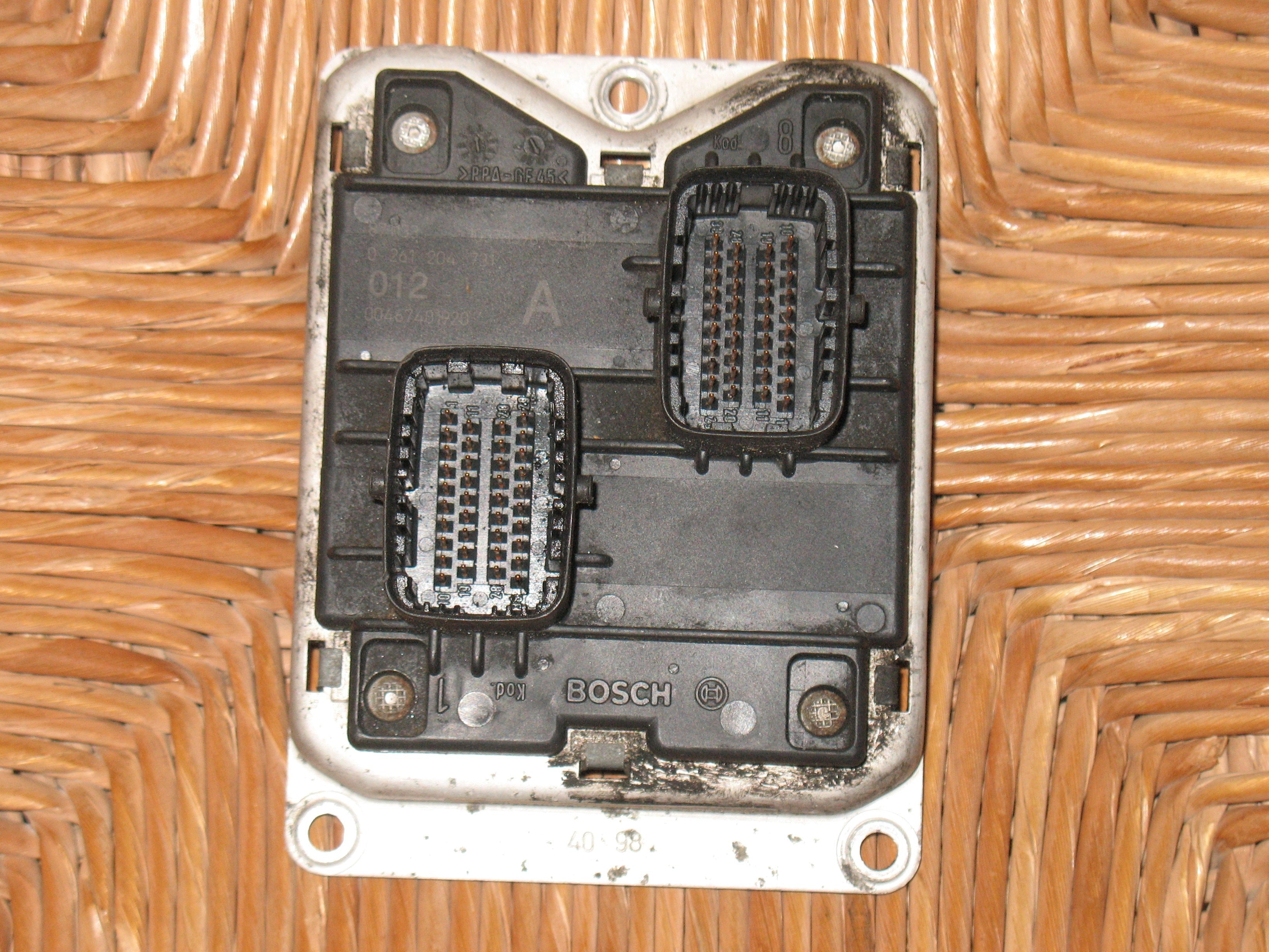 ECU Alfa Romeo 156 1.6 16V Twin Spark 97-00 AR67601 0261204731