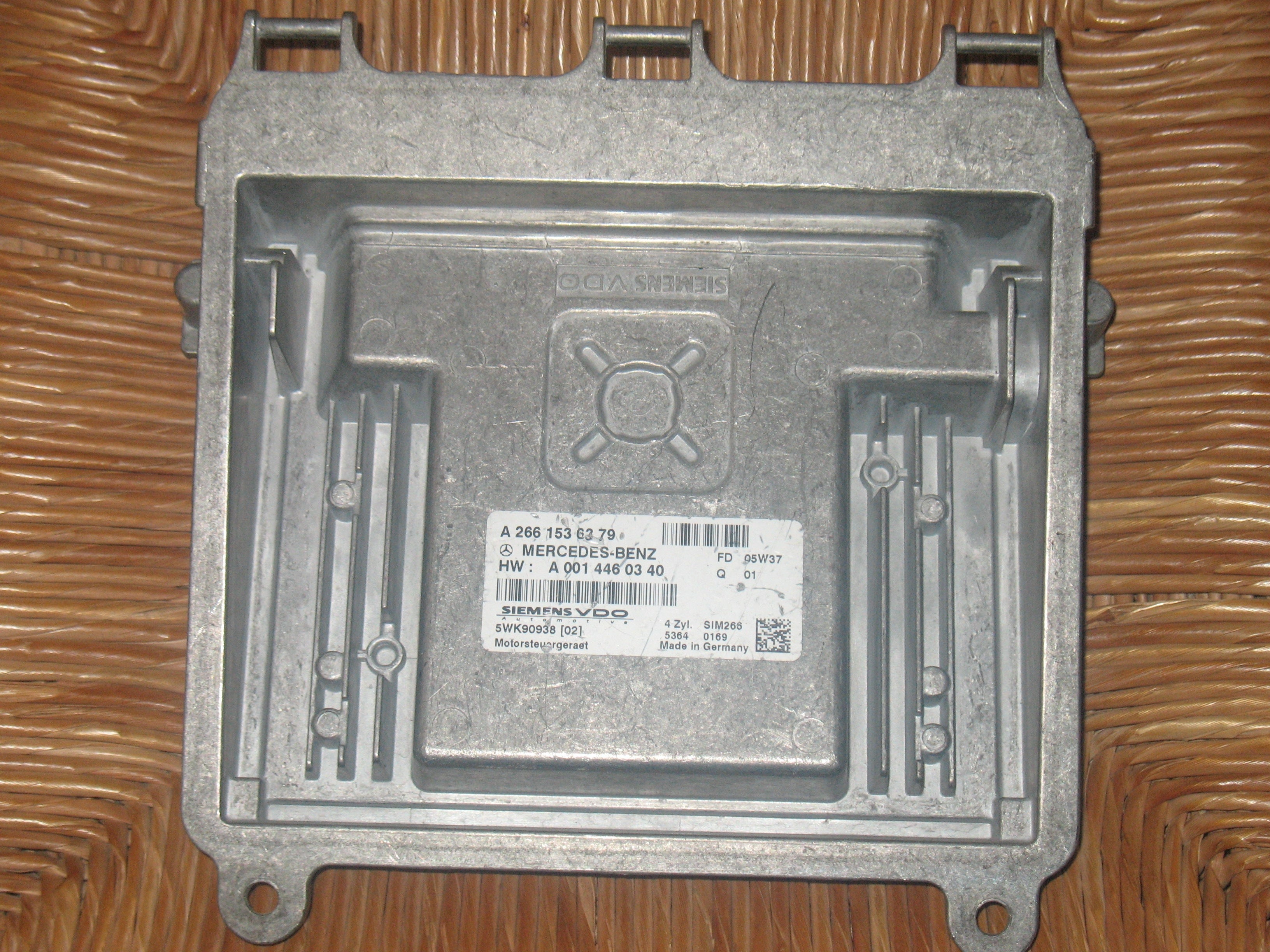Centralina ECU Mercedes Classe A Mk2 W169 2004-2012 A2661536379 HW: A0014460304 5WK90938 siemens