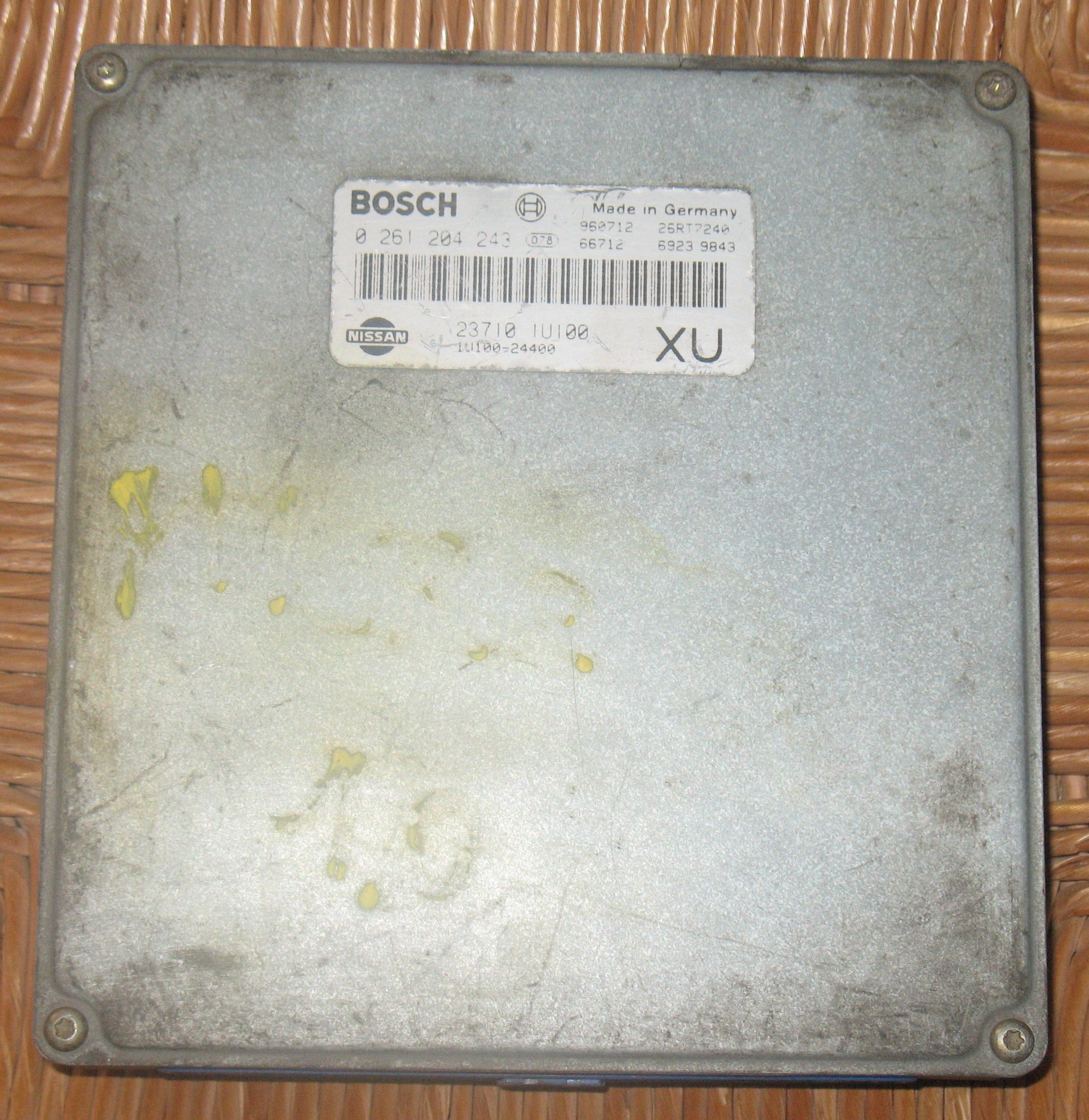 0261204243 M1.9.5 23710-1U101 1U101-24400 XU CENTRALINA MOTORE BOSCH NISSAN MICRA II [ K11 ] MOTORE 1.0 16V.